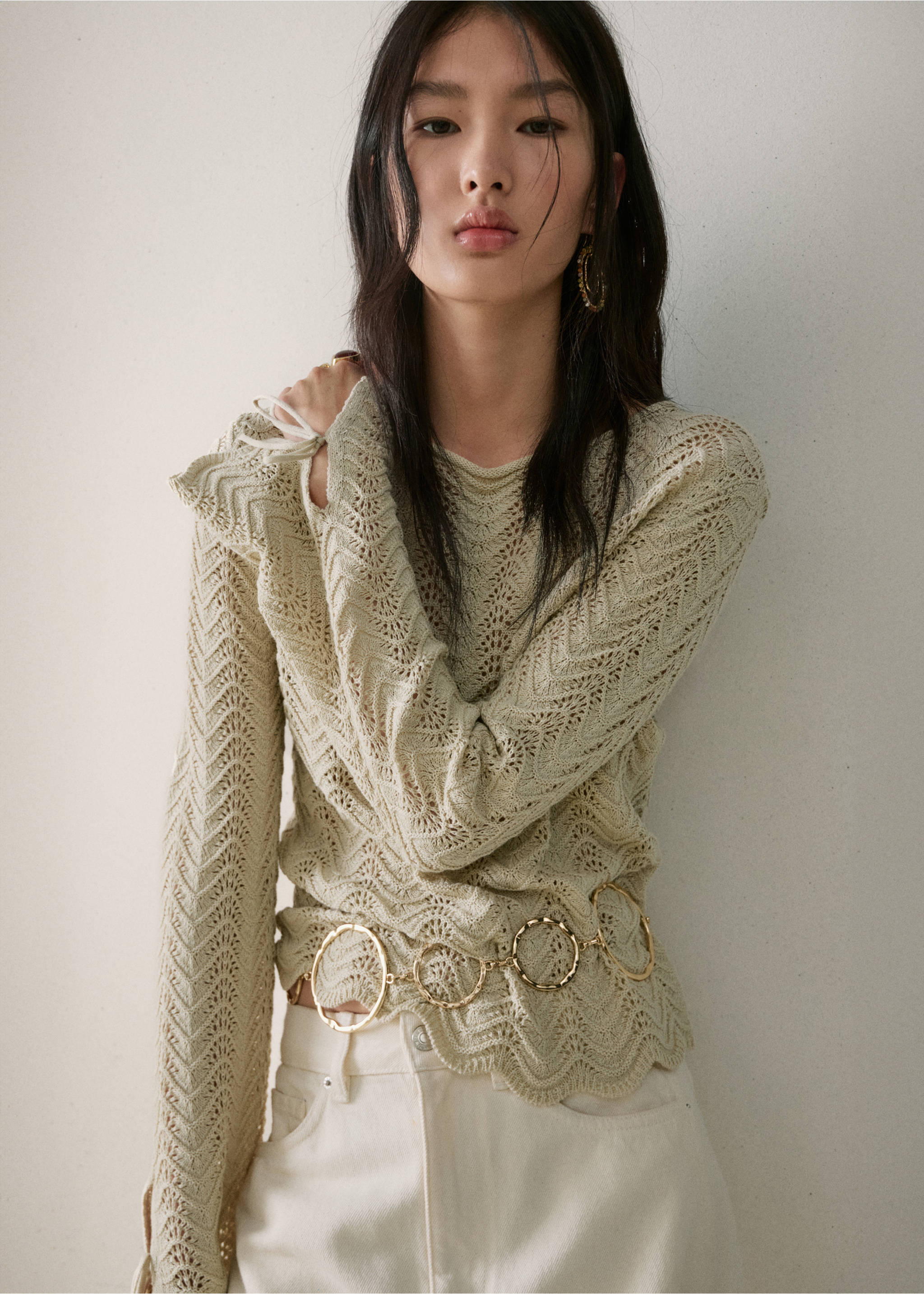 Knitted sweater with openwork details - Medium plane, Sand. Ref: 27007149-00.