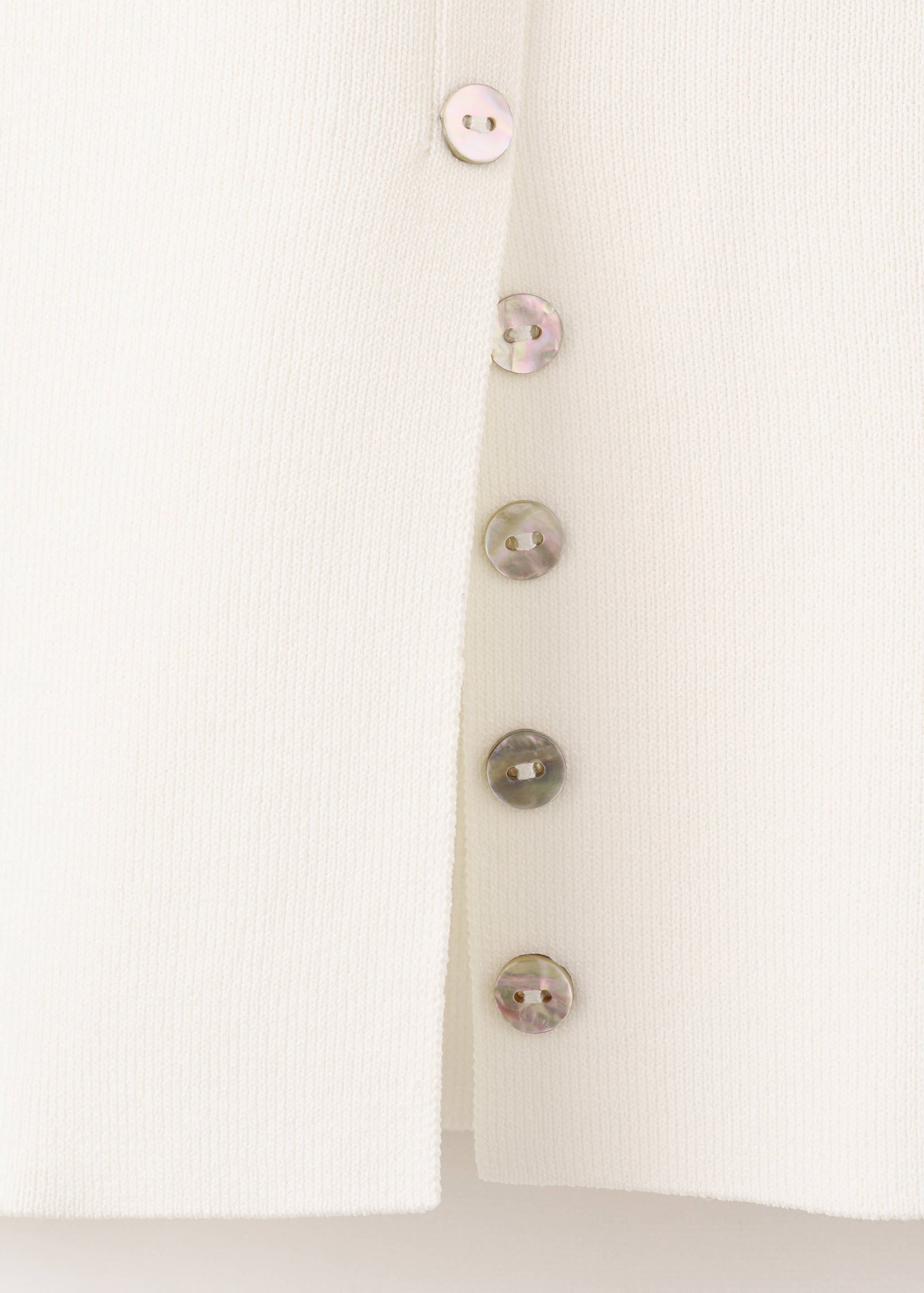 Buttons detail knit sweater - Details of the article 0