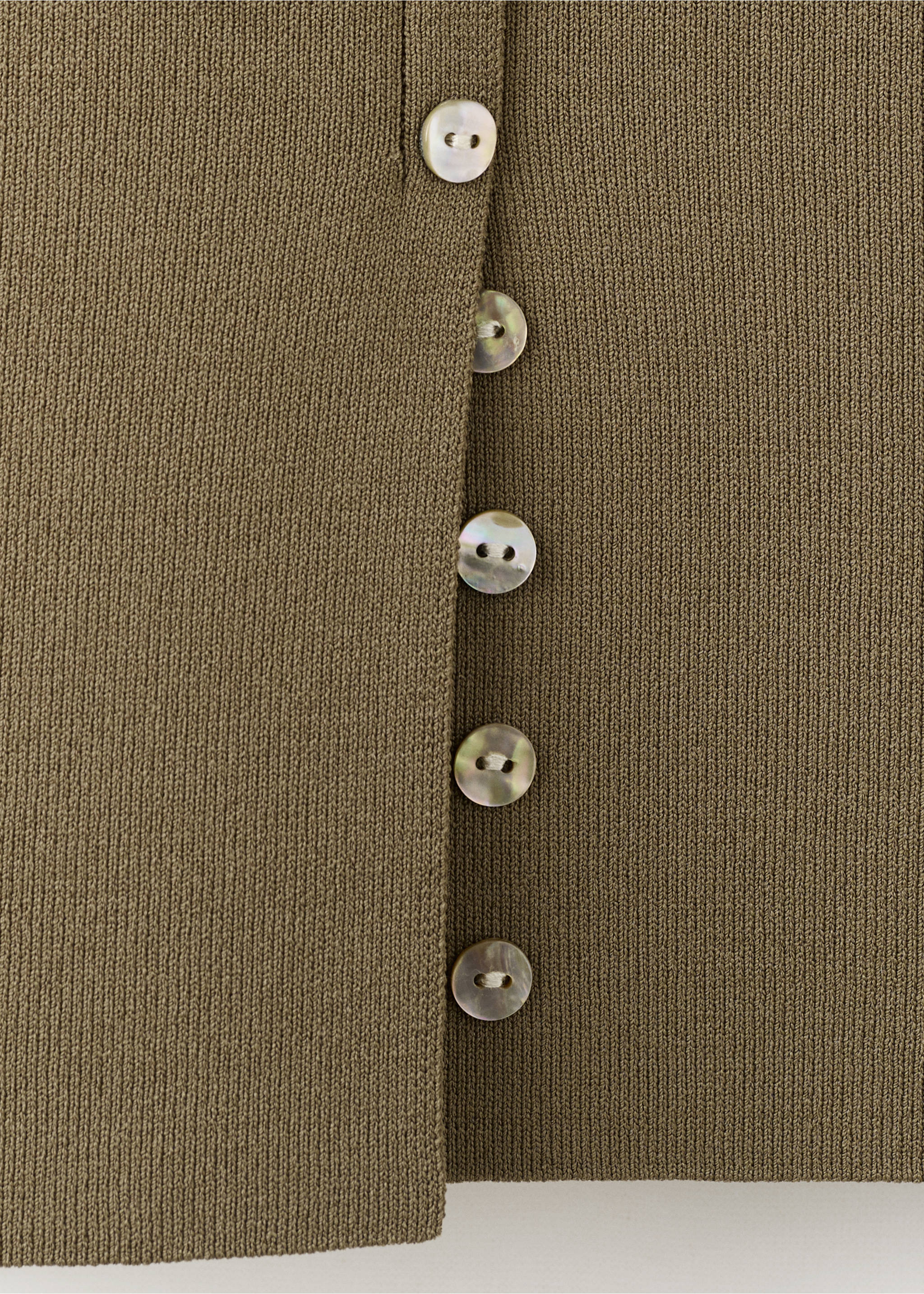 Buttons detail knit sweater - Details of the article 0, Medium Brown. Ref: 27007150-00.
