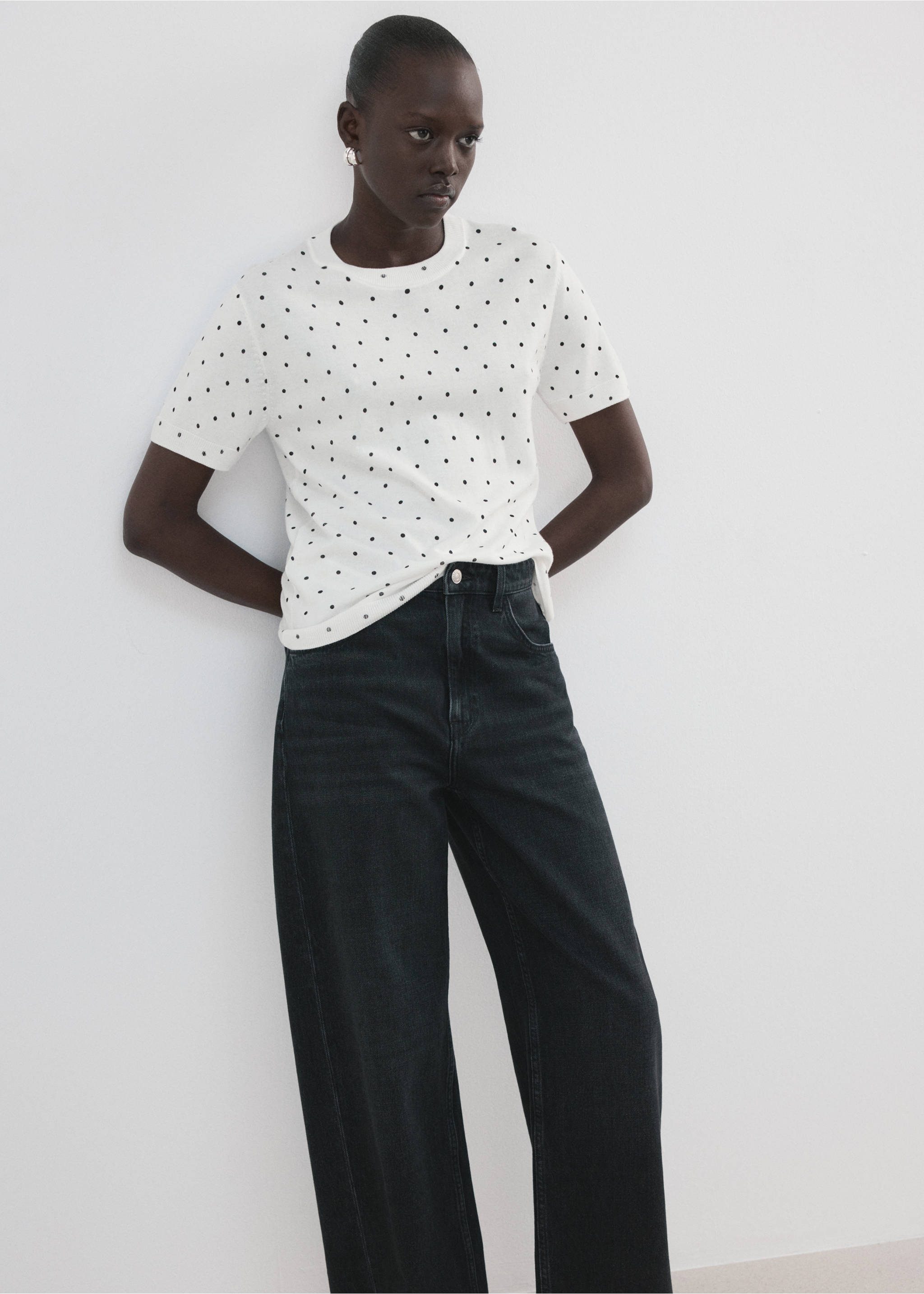 Polka-dot knitted sweater - Medium plane, Off White. Ref: 27007153-00.