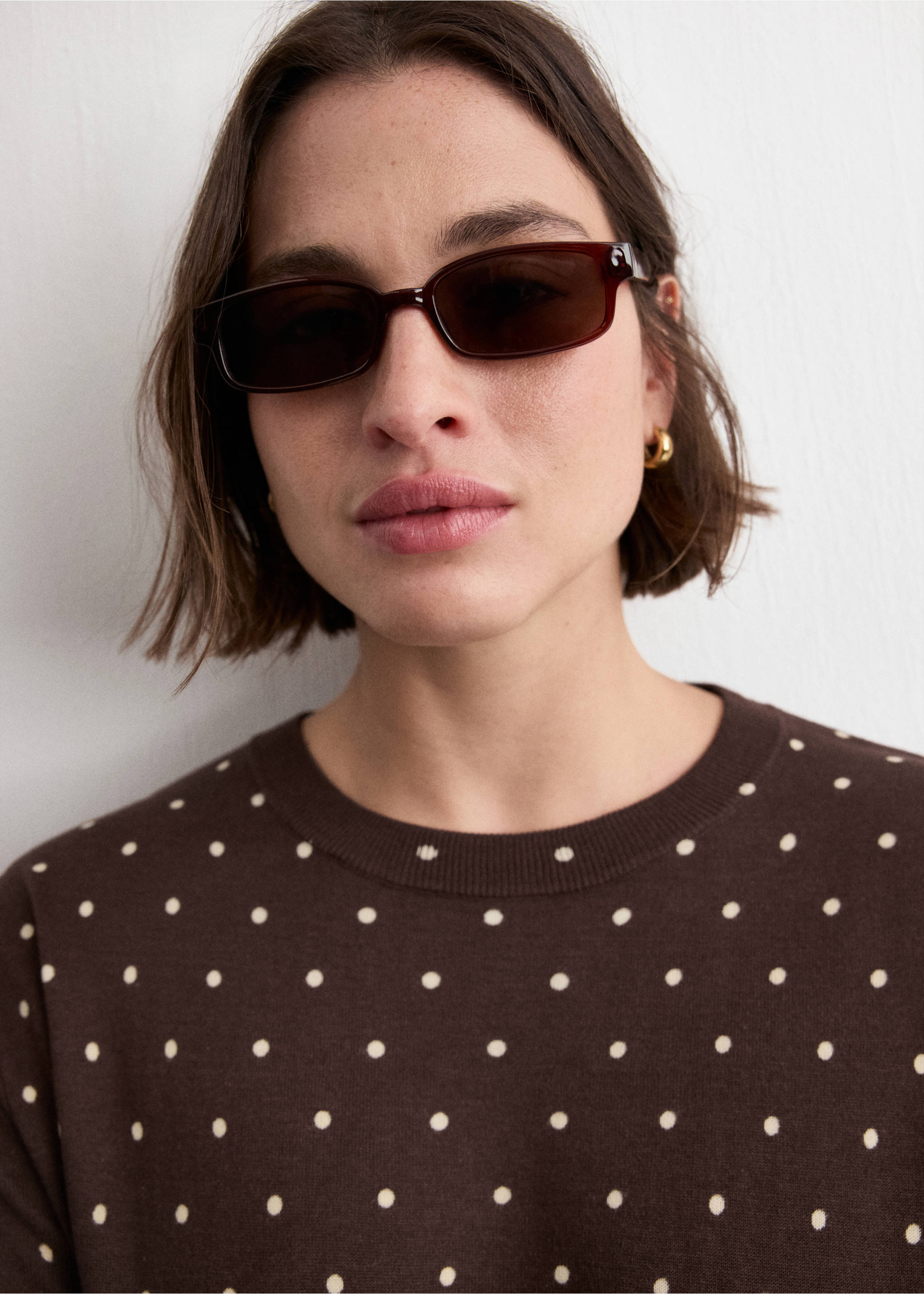 Polka-dot knitted sweater - Details of the article 4, Chocolate. Ref: 27007153-00.