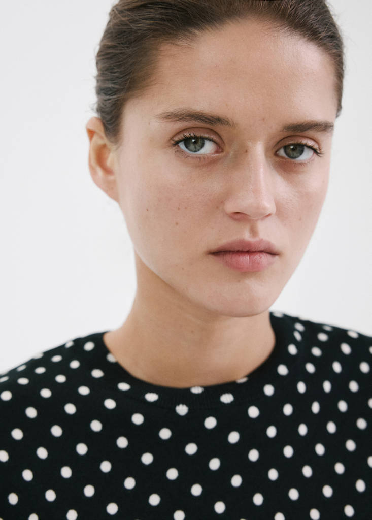 Polka-dot knitted sweater — Black