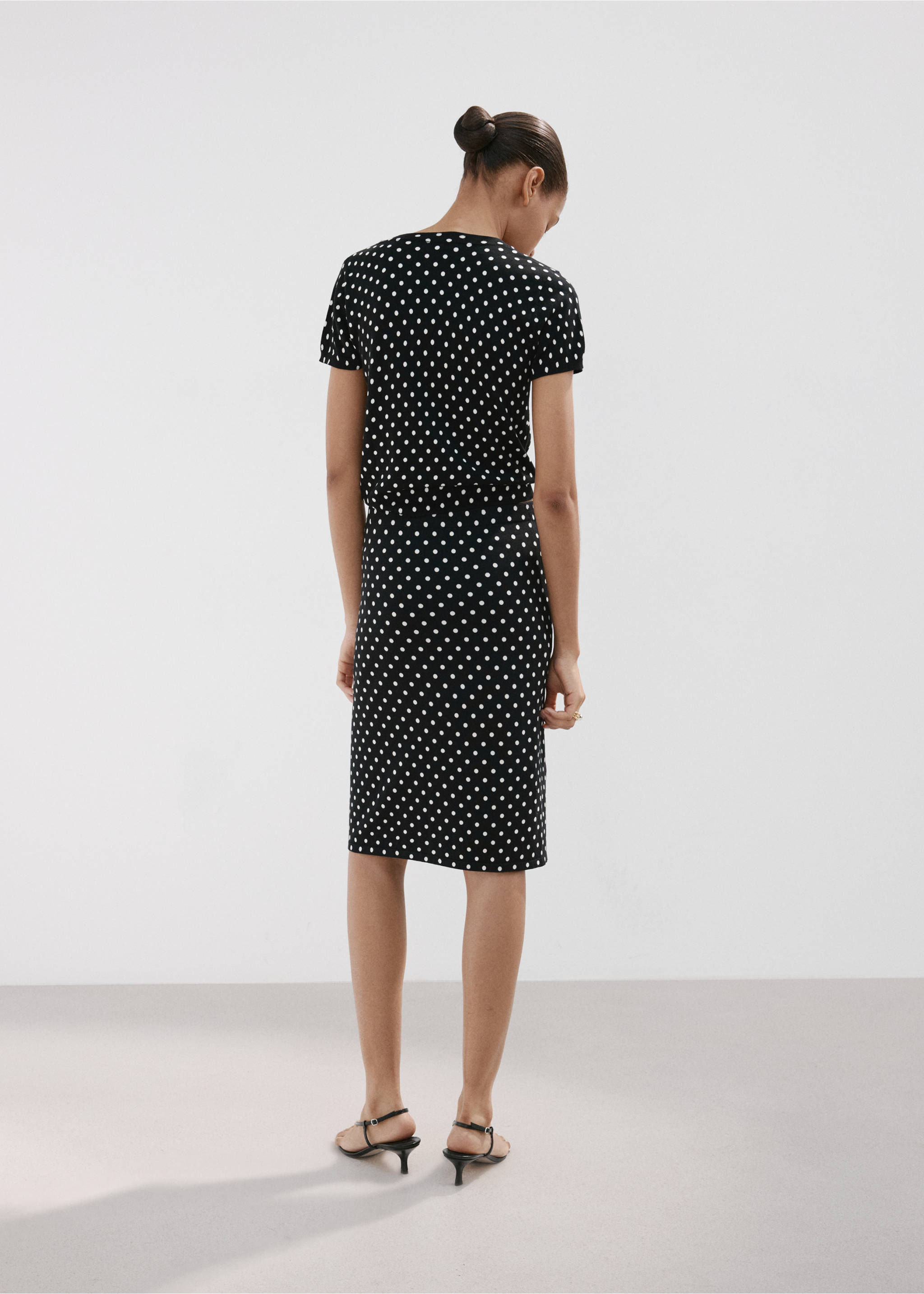 Jersey punto lunares - Reverso del artículo, Negro. Ref: 27007154-01.