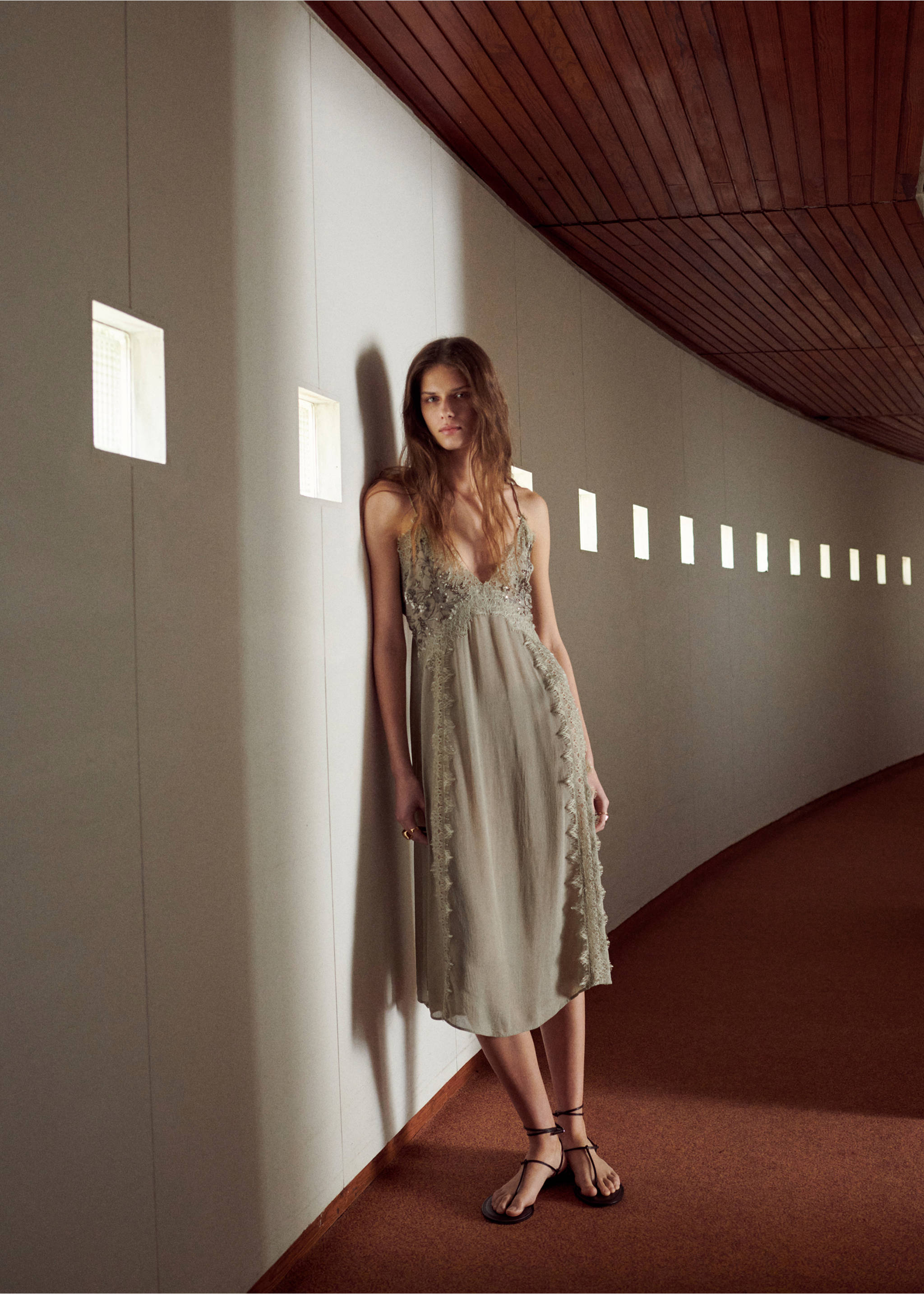 Embroidery bead dress - General plane, Pastel Green. Ref: 27007160-00.