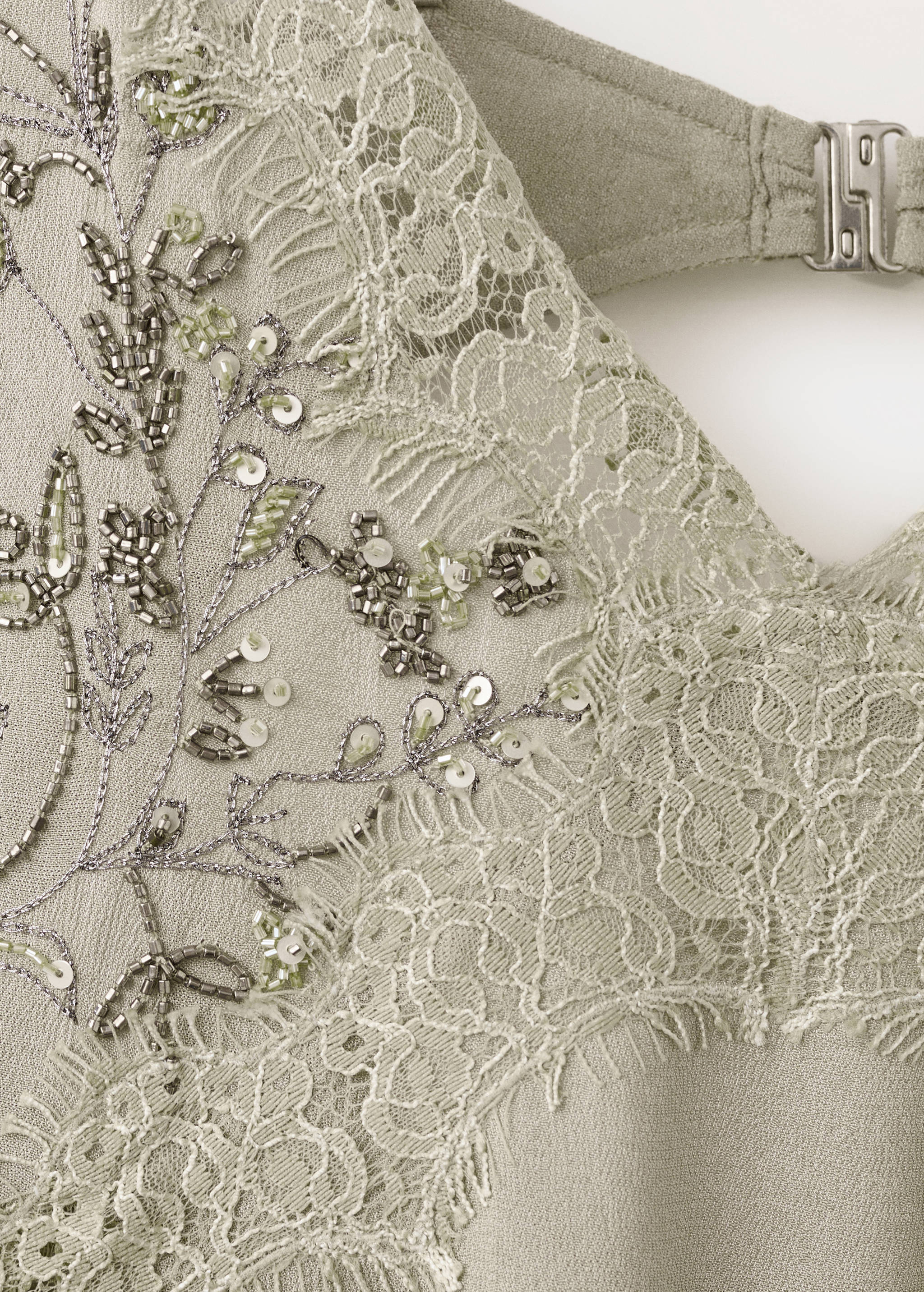 Embroidered open back dress - Details of the article 8