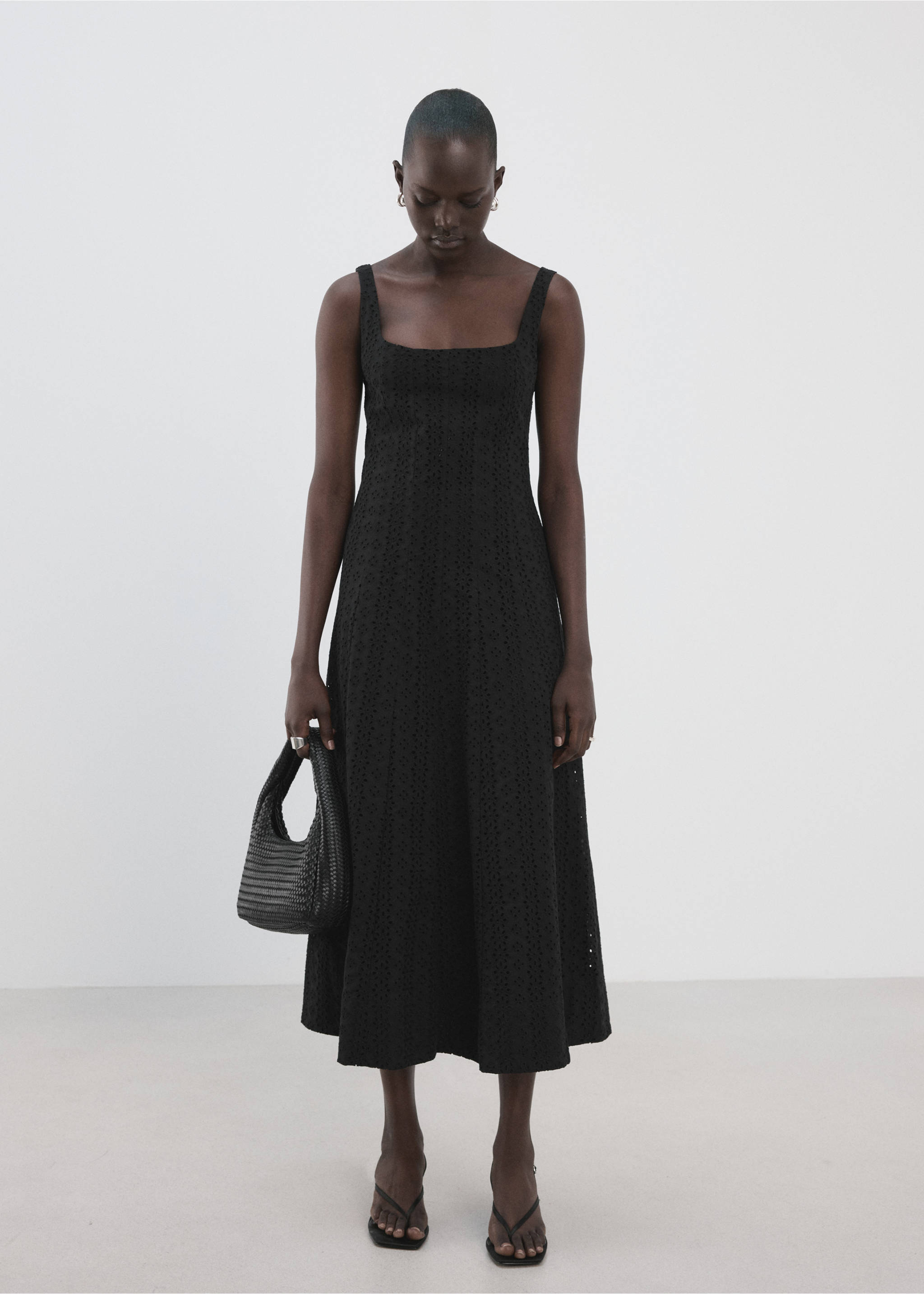 Embroidered cutwork A-line dress - General plane, Black. Ref: 27007163-00.