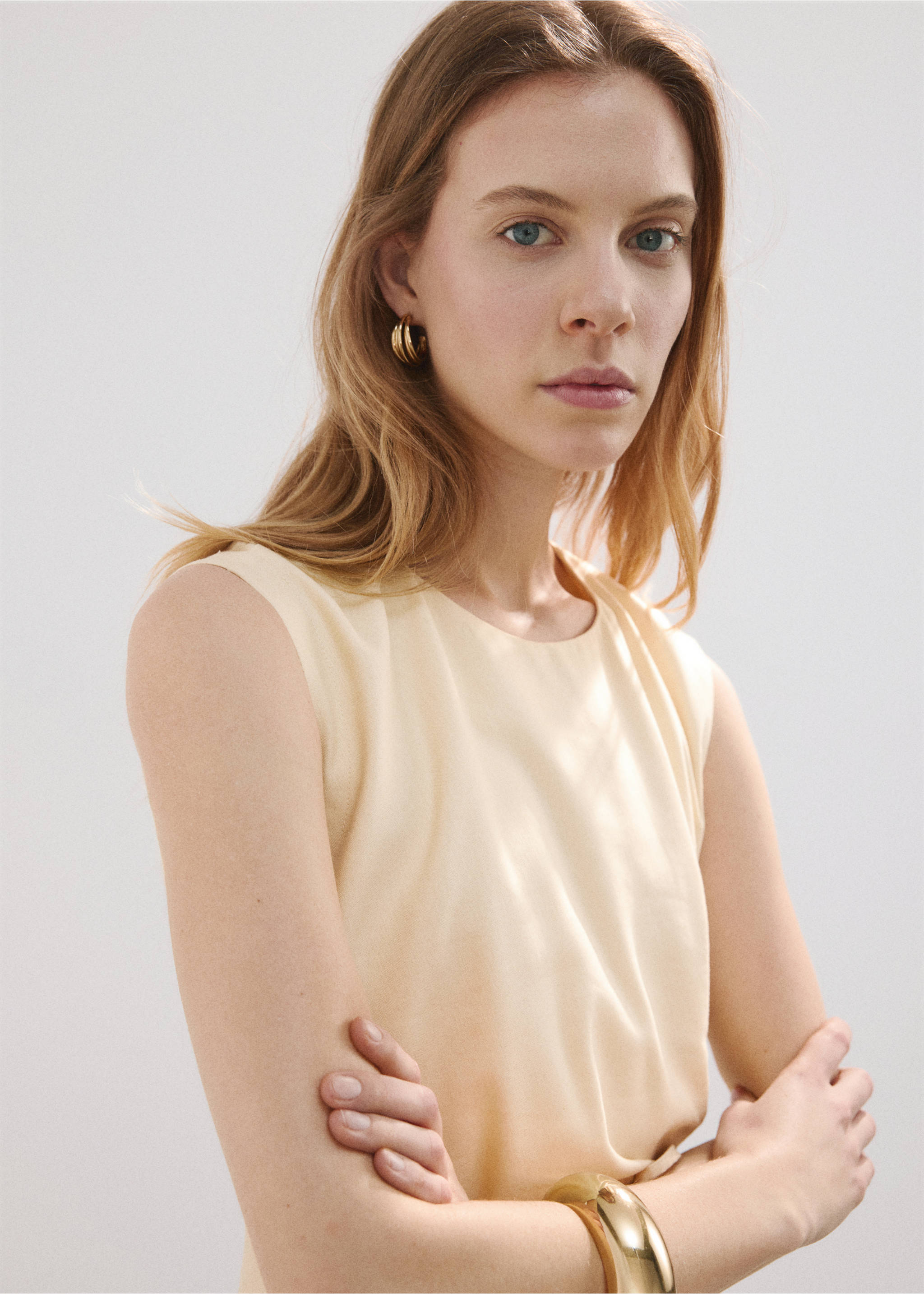 Wrap midi-dress with knot - Details of the article 1, Vanilla. Ref: 27007171-00.