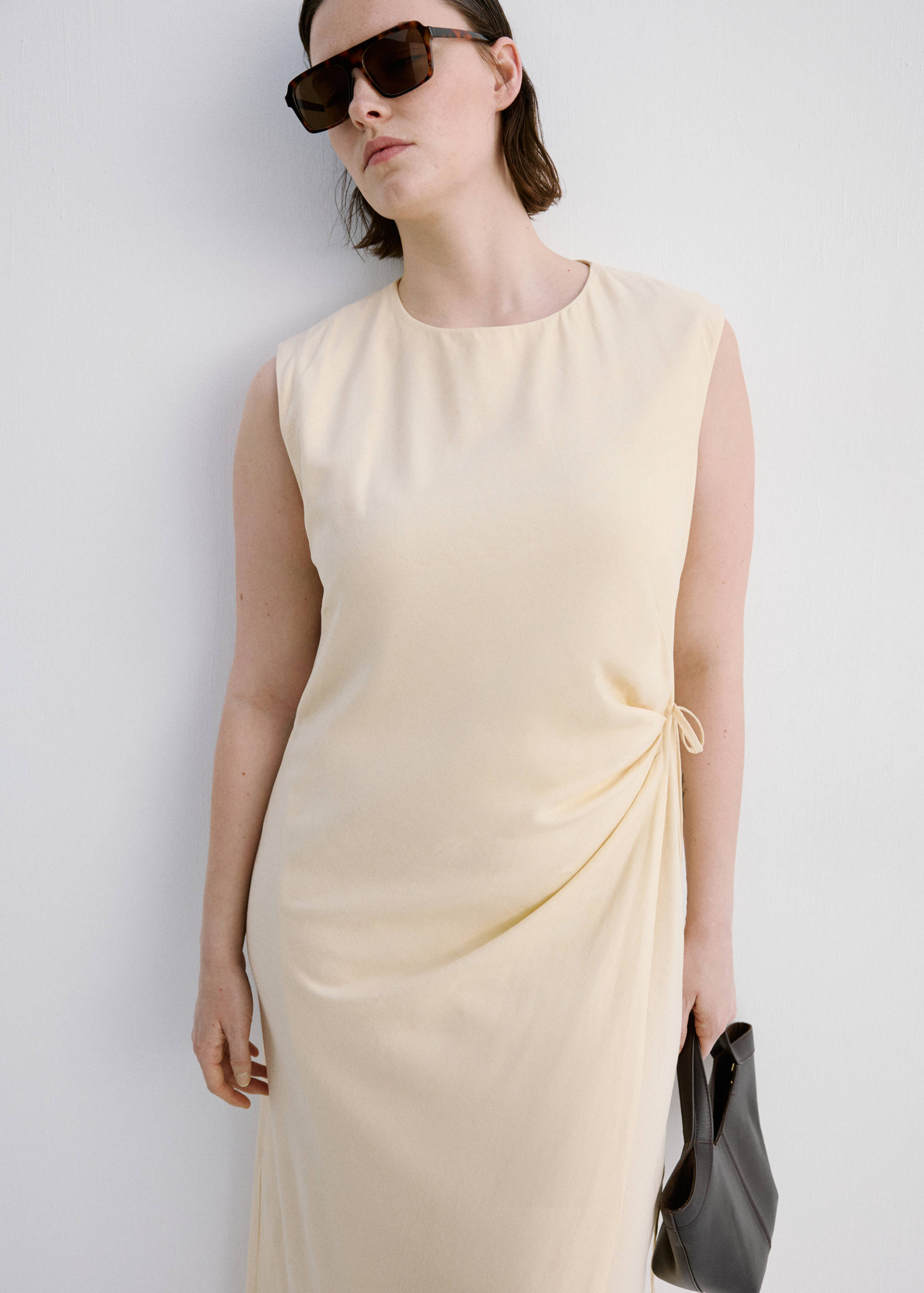 Wrap midi-dress with knot - Details of the article 5
