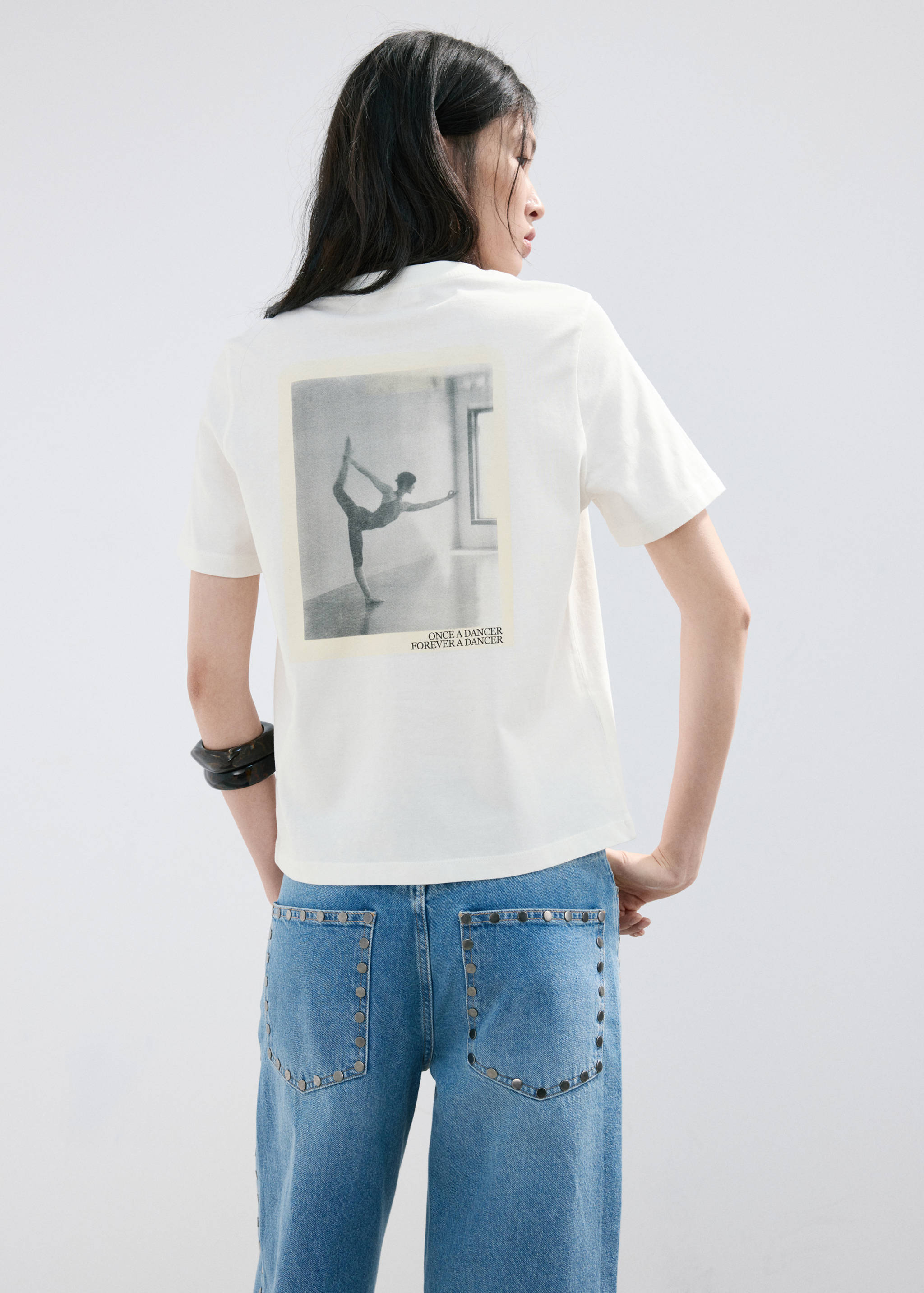 Short-sleeved printed t-shirt - Reverse of the article