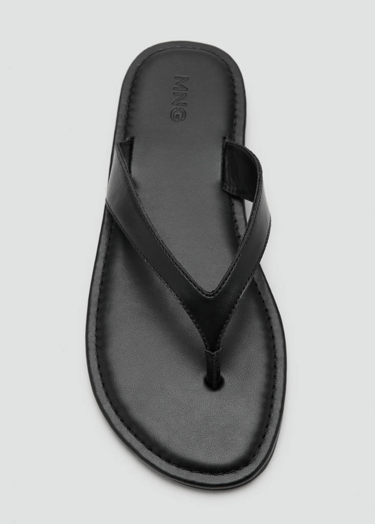 Toe thong sandals — Black