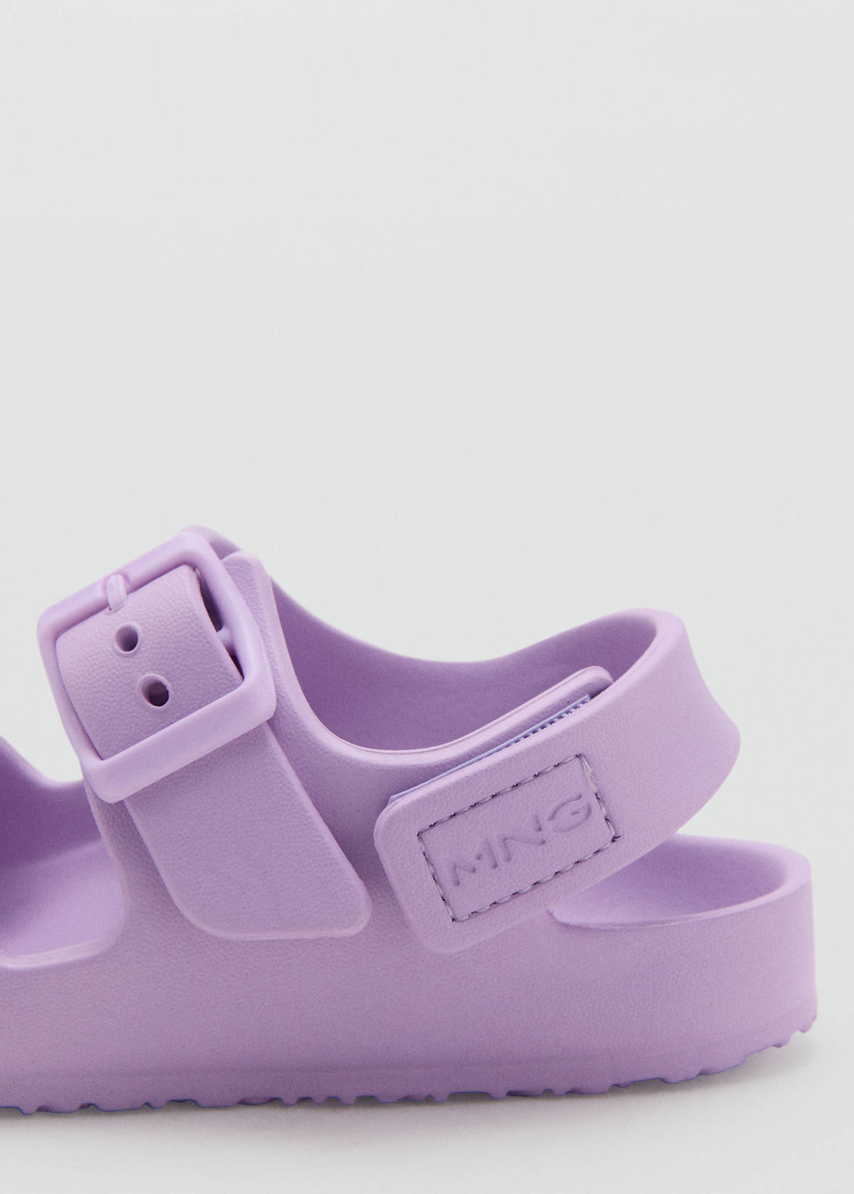 Rubberised buckle sandals — Light/Pastel Purple