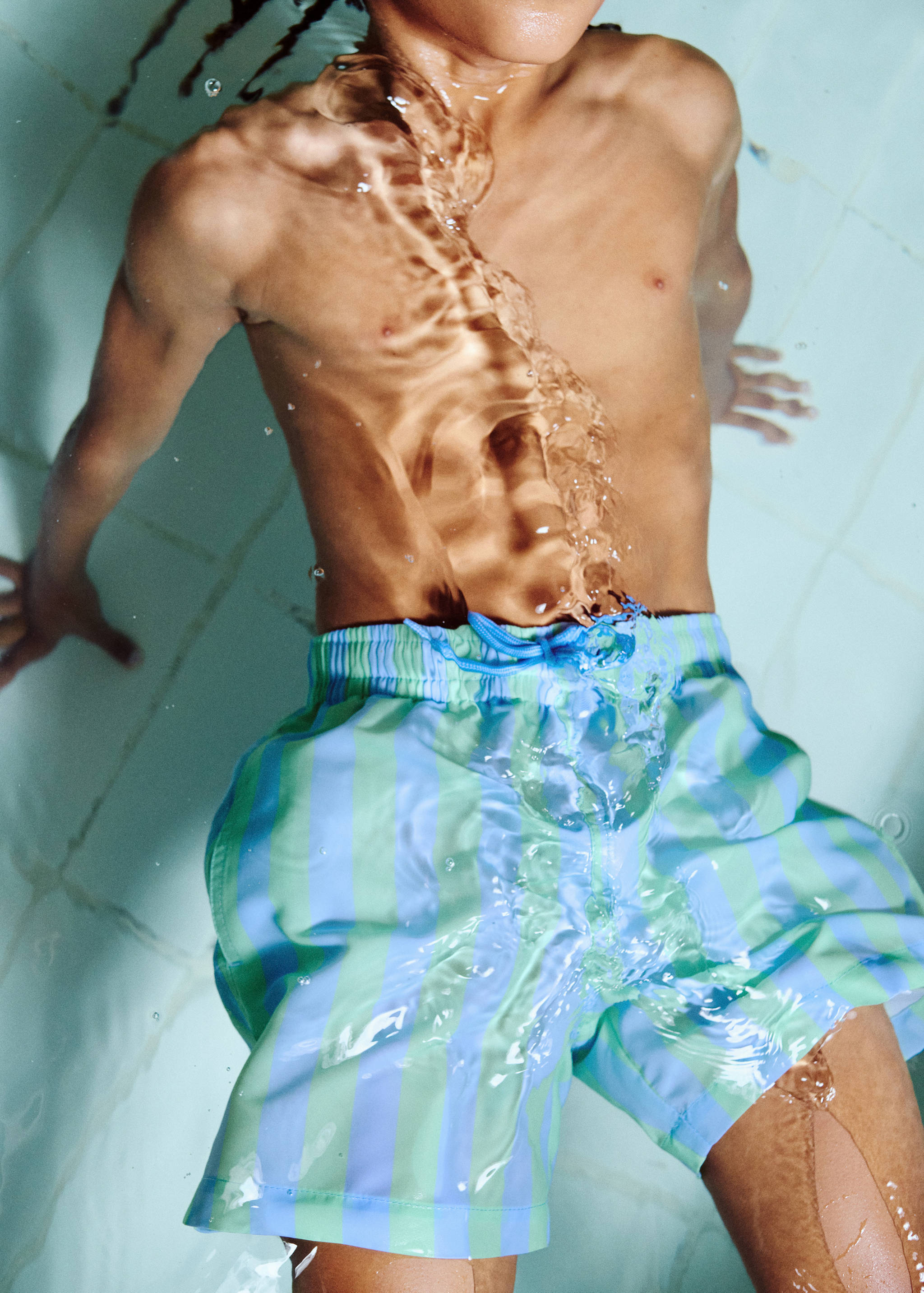 Maillot de bain à rayures - Détail de l'article 5