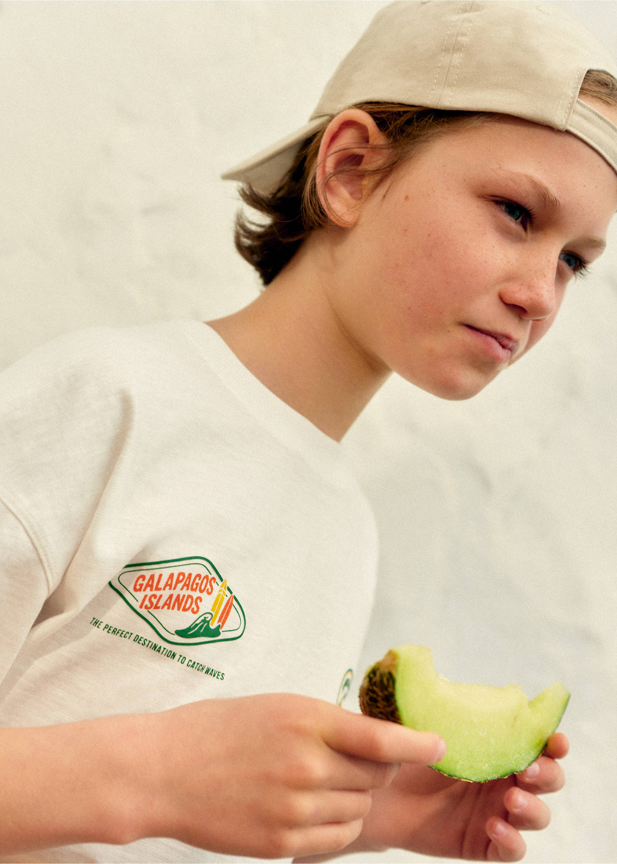 Tryckt bomull t-shirt - Allmän bild, Benvit. Ref: 27007929-00.