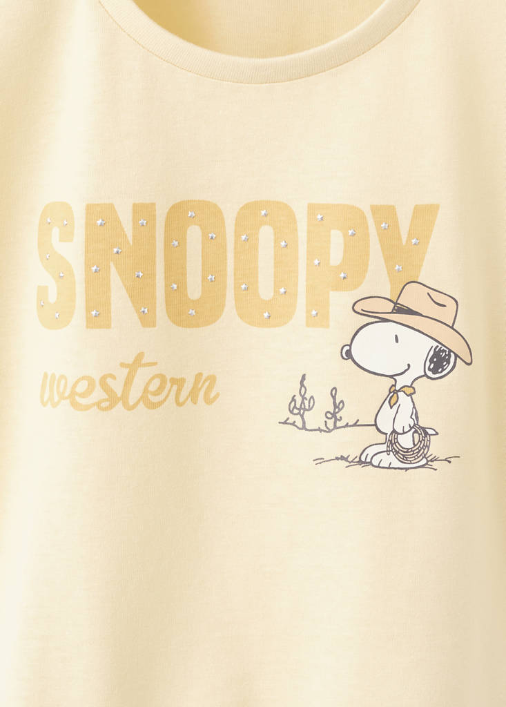 Snoopy t-shirt with bow — Pastel Yellow