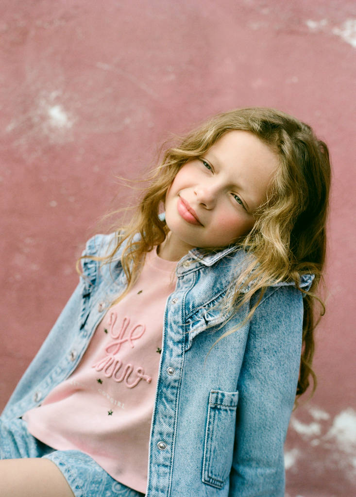 T-shirt with embroidered detail — Pink
