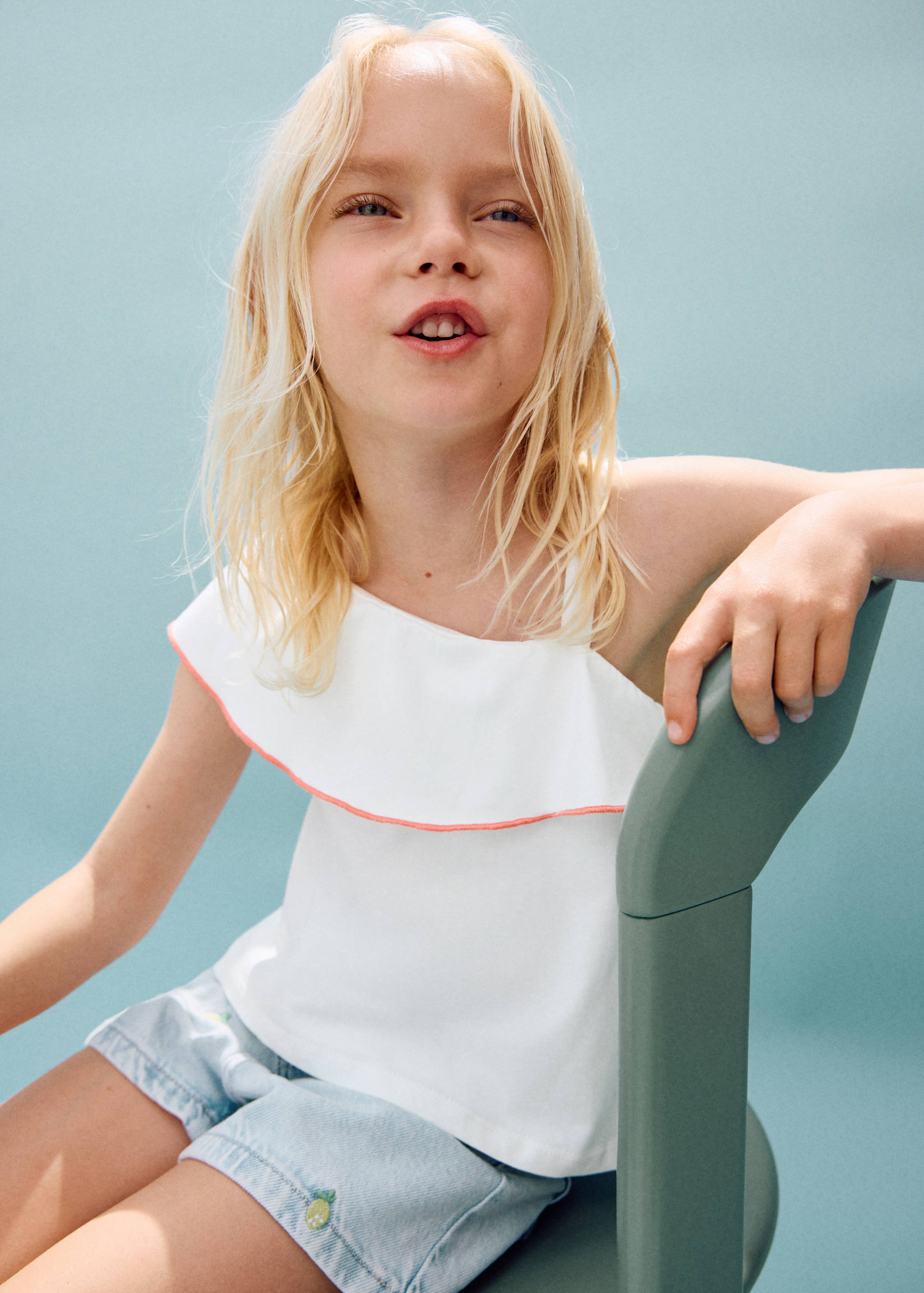 Contrast ruffle T-shirt - General plane