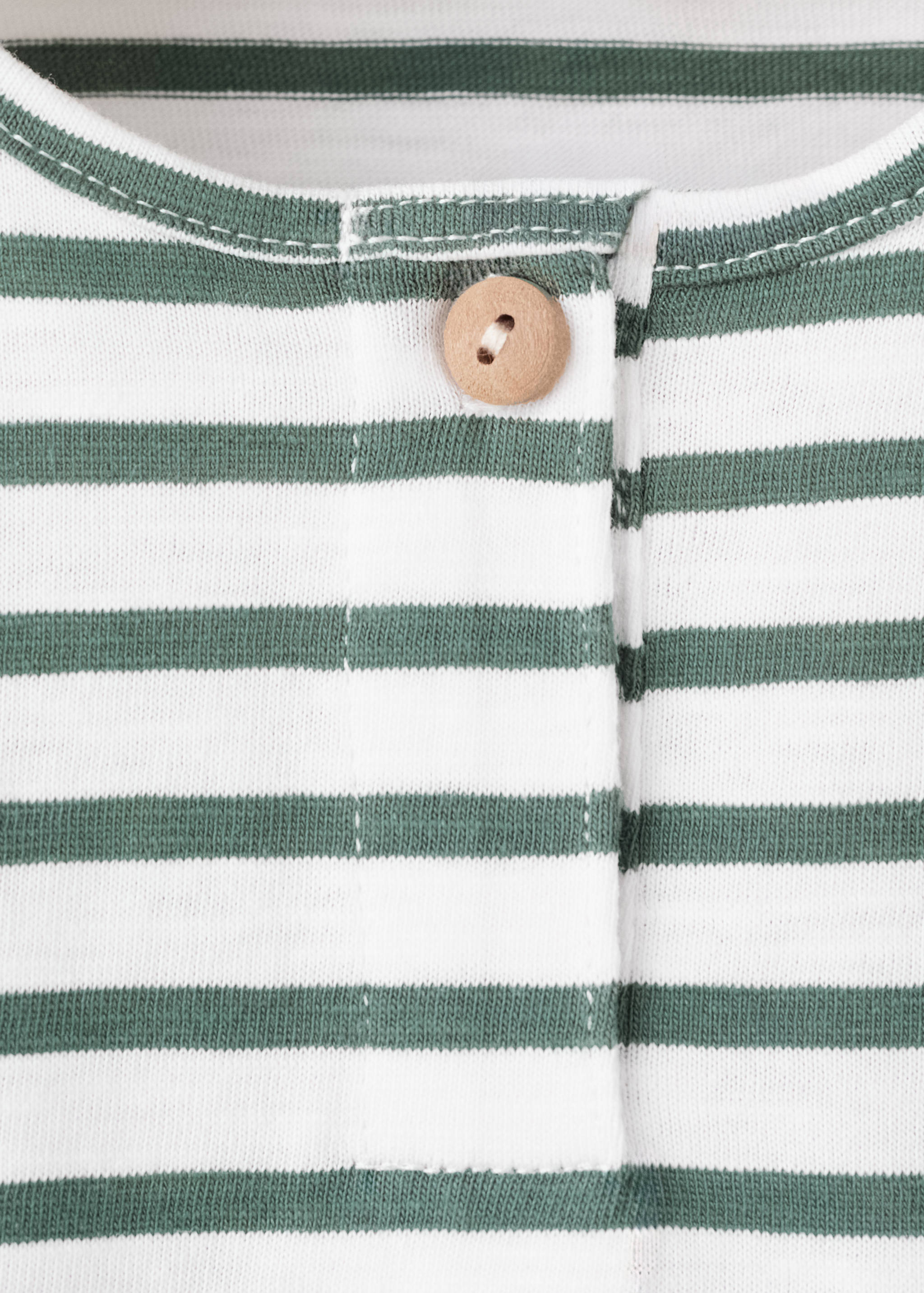 100% cotton striped t-shirt - Details of the article 8