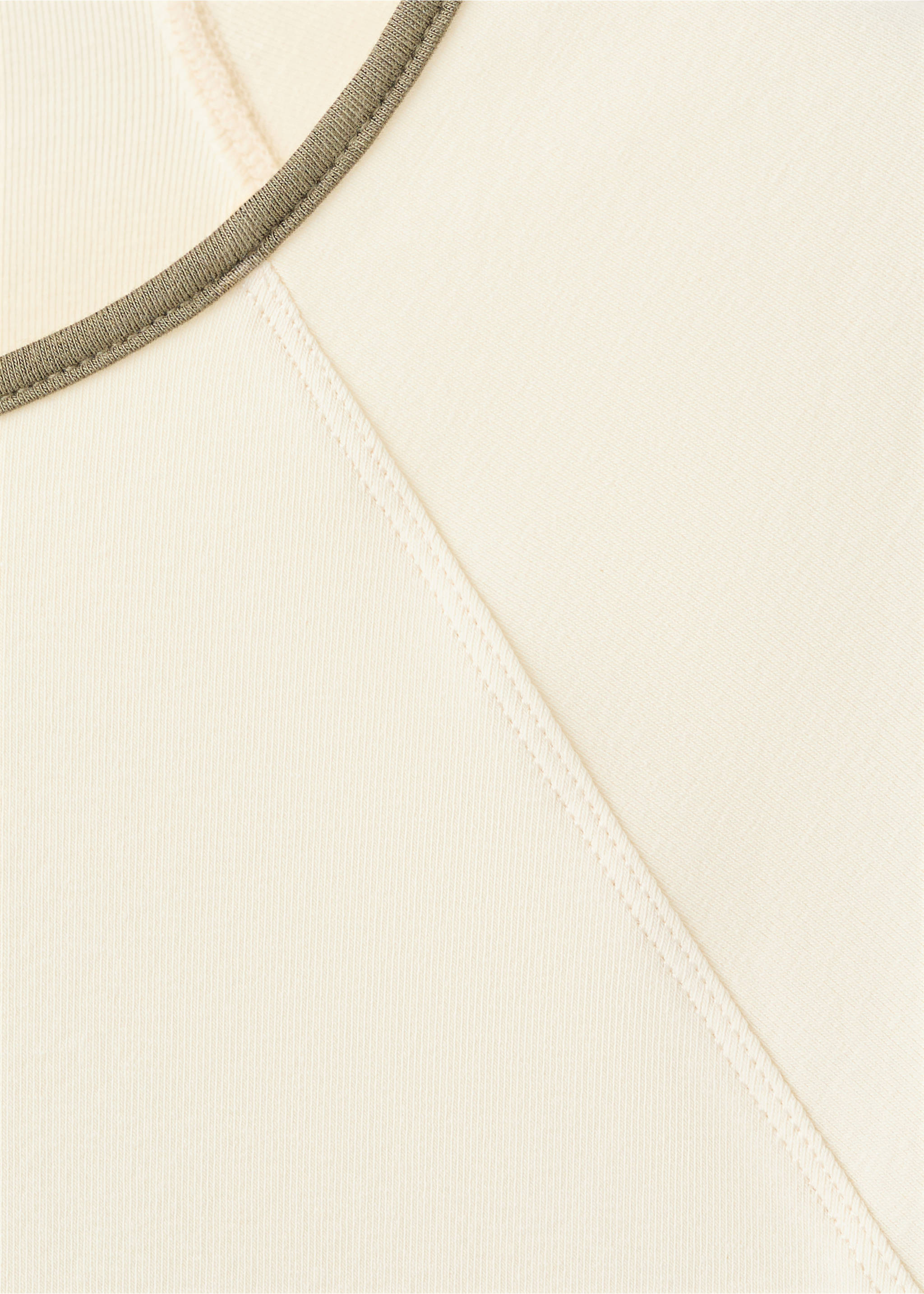 Cotton T-shirt with contrast piping - Details of the article 8, Ecru. Ref: 27009079-00.