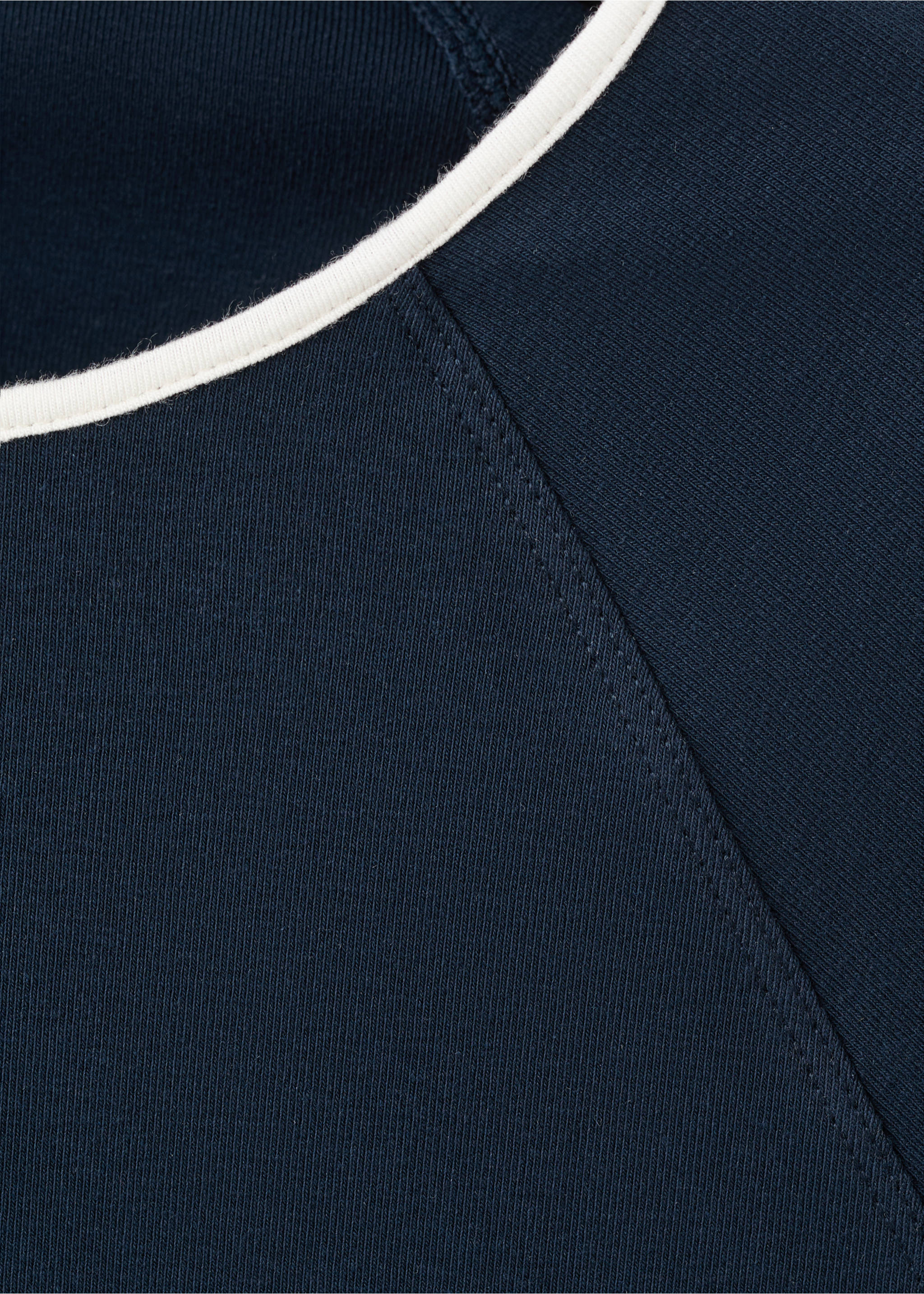Cotton T-shirt with contrast piping - Details of the article 8, Dark Navy. Ref: 27009079-00.