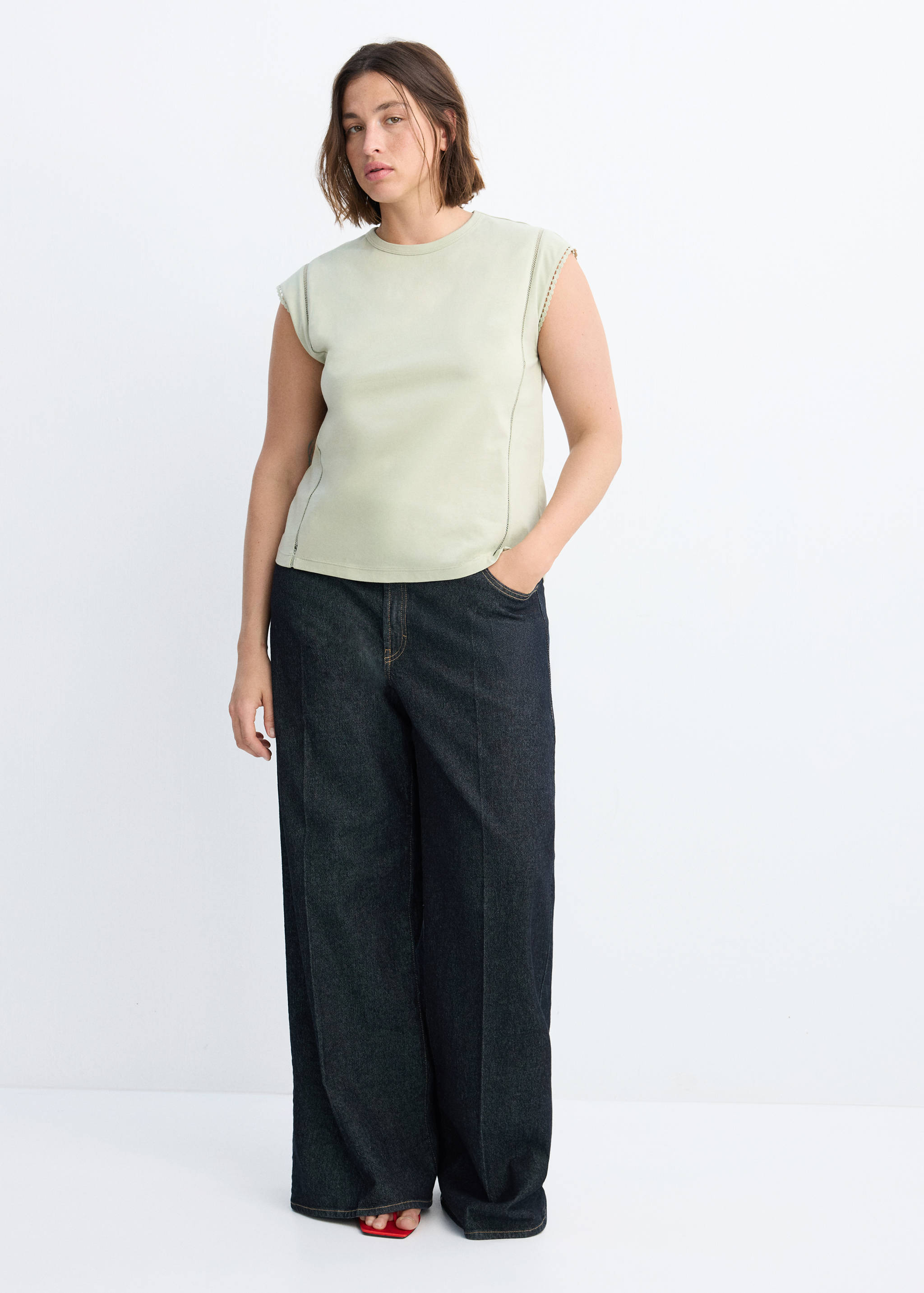 Embroidered cutwork cotton T-shirt - Details of the article 3