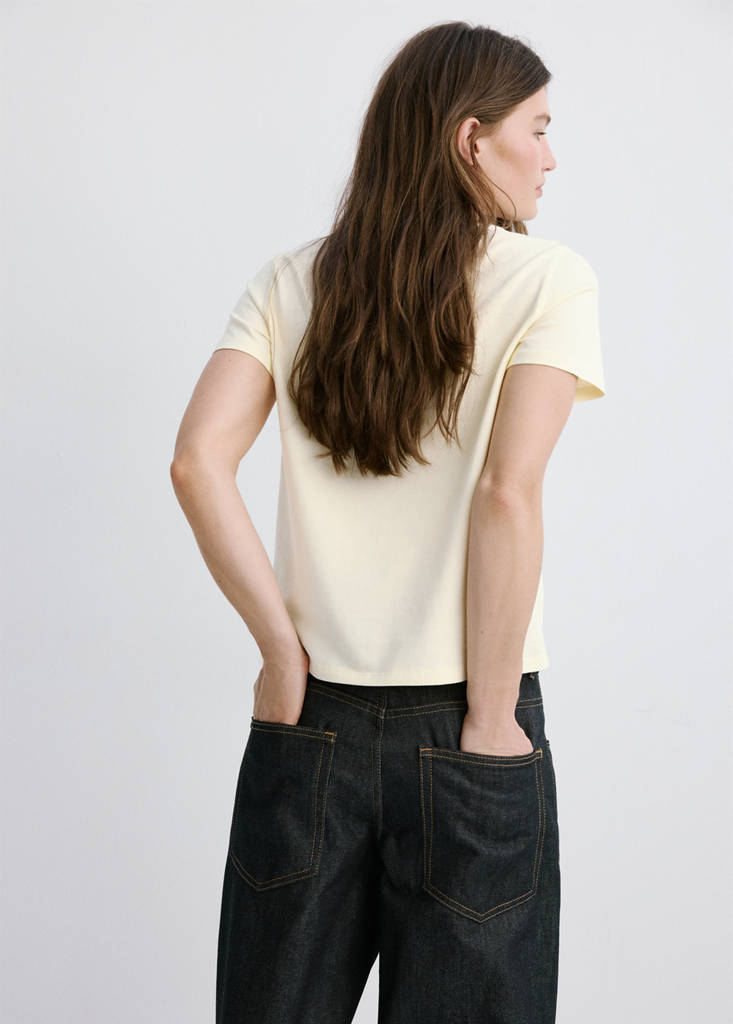 Floral-embroidered cotton t-shirt — Vanilla
