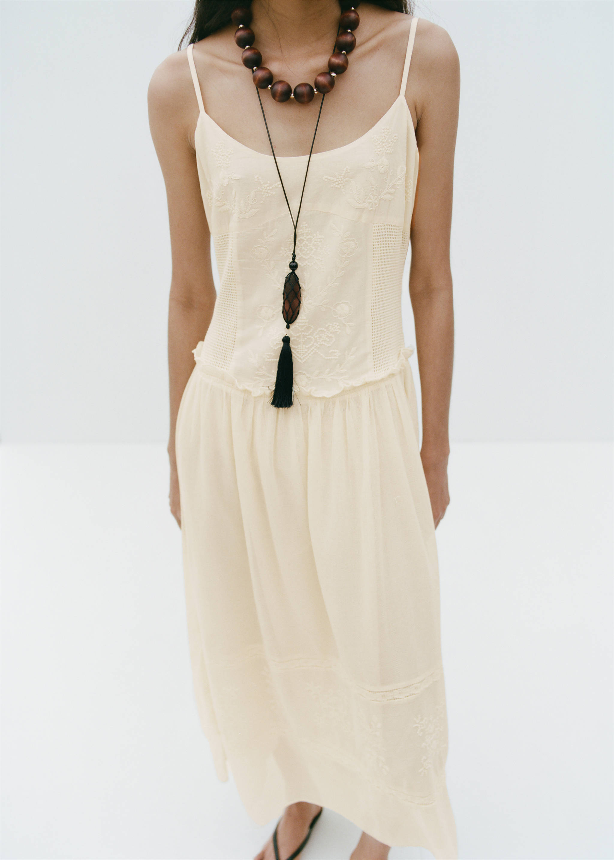 Embroidered detail dress - Medium plane