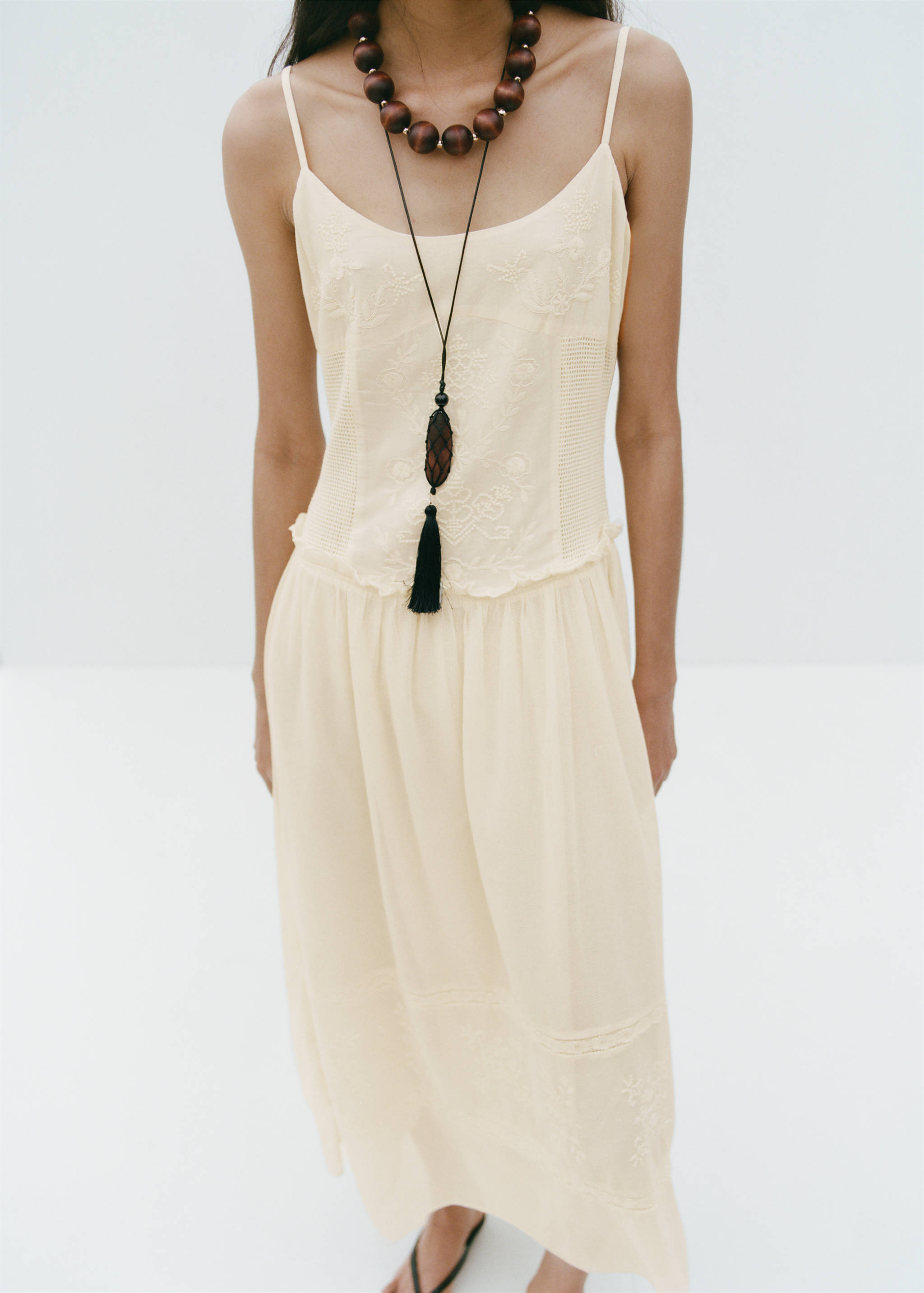 Embroidered detail dress - Medium plane