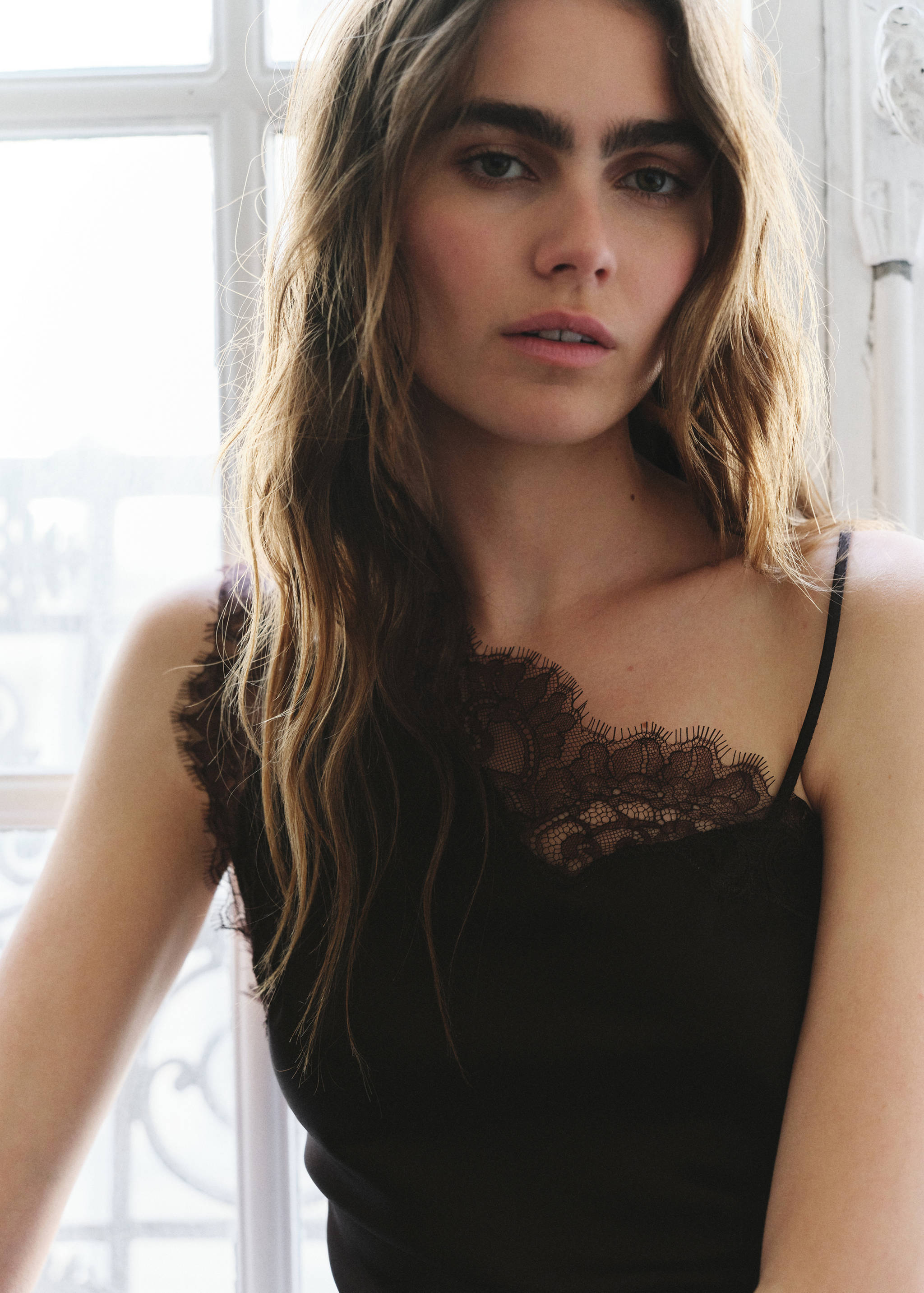 Asymmetric satin lace dress - Details of the article 1