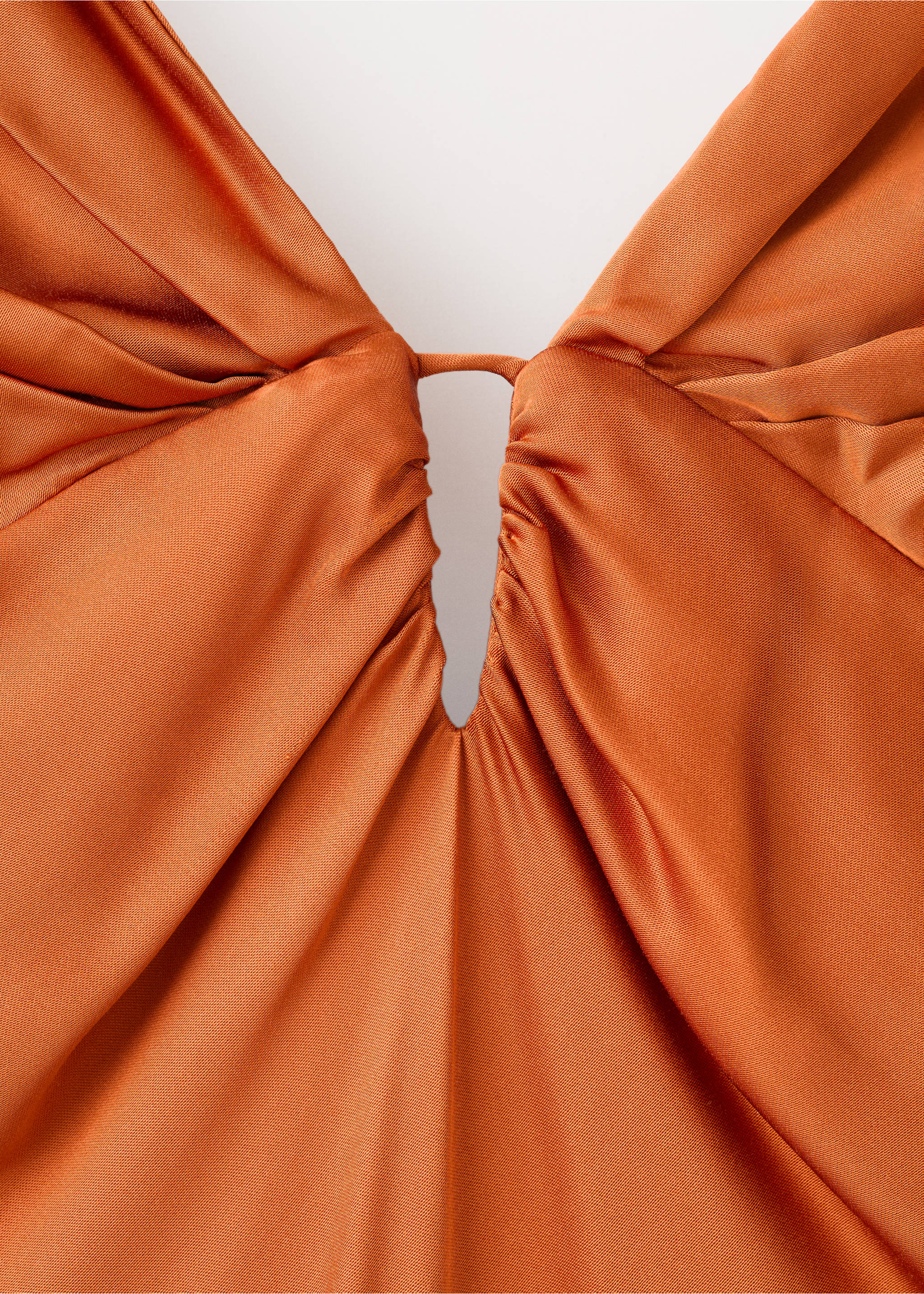 Vestido satinado escote pico fruncido - Detalle del artículo 8, Naranja. Ref: 27009090-00.