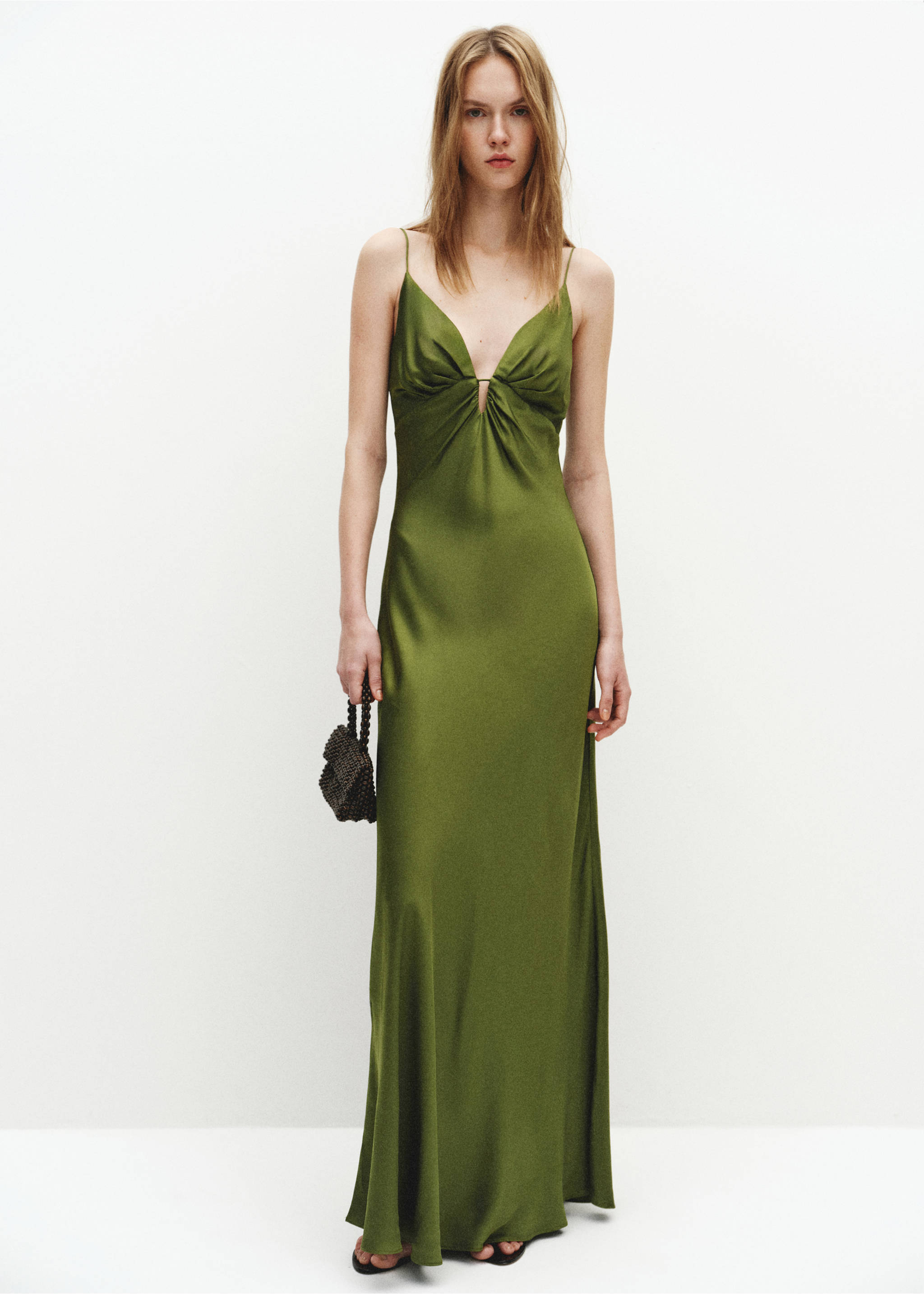Robe satinée col V froncé - Plan général, Vert. Ref: 27009090-00.