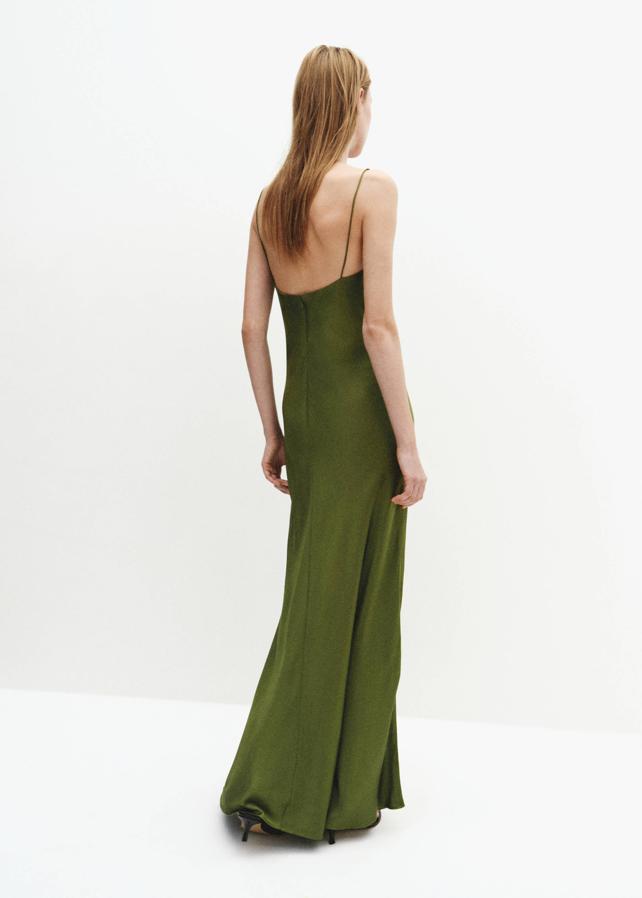 Satin dress with gathered V-neckline - Reverse of the article