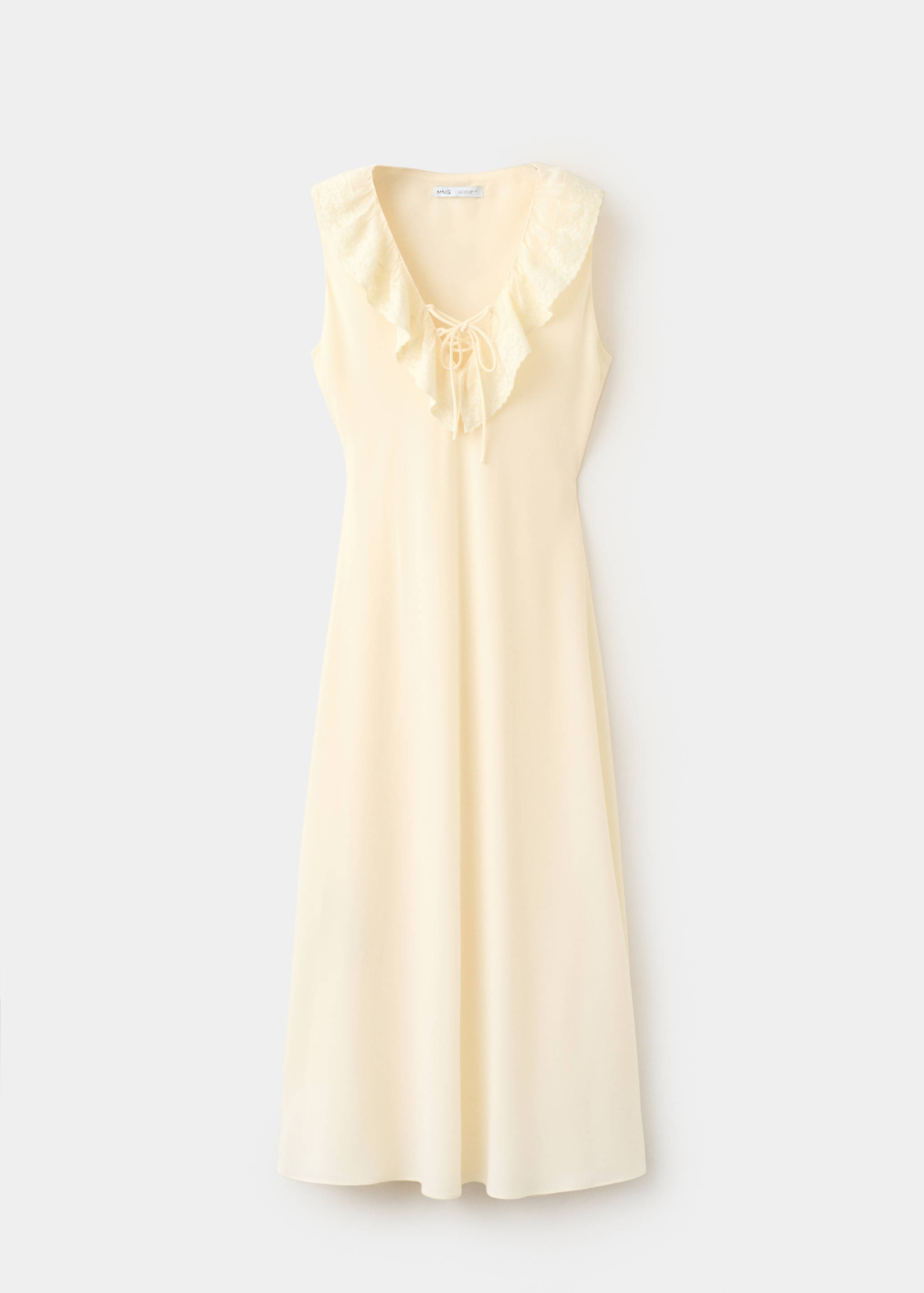 Vestido escote pico volantes - Artículo sin modelo