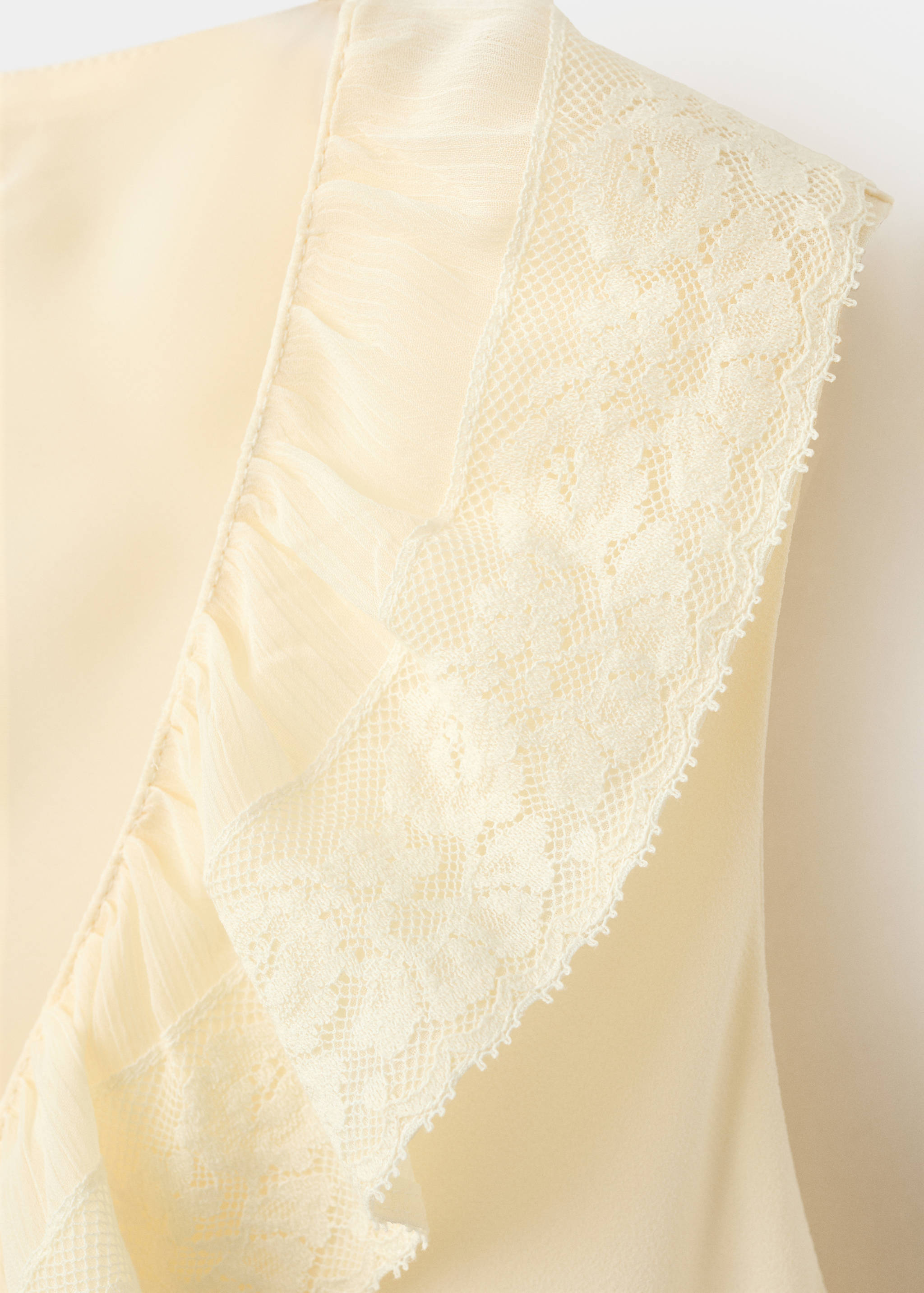 Vestido escote pico volantes - Detalle del artículo 0