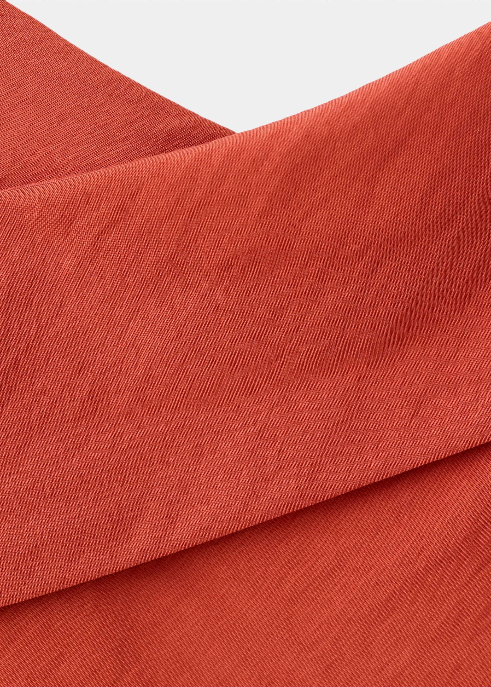 Midi dress with a crossover neckline - Details of the article 8, Red. Ref: 27009096-00.