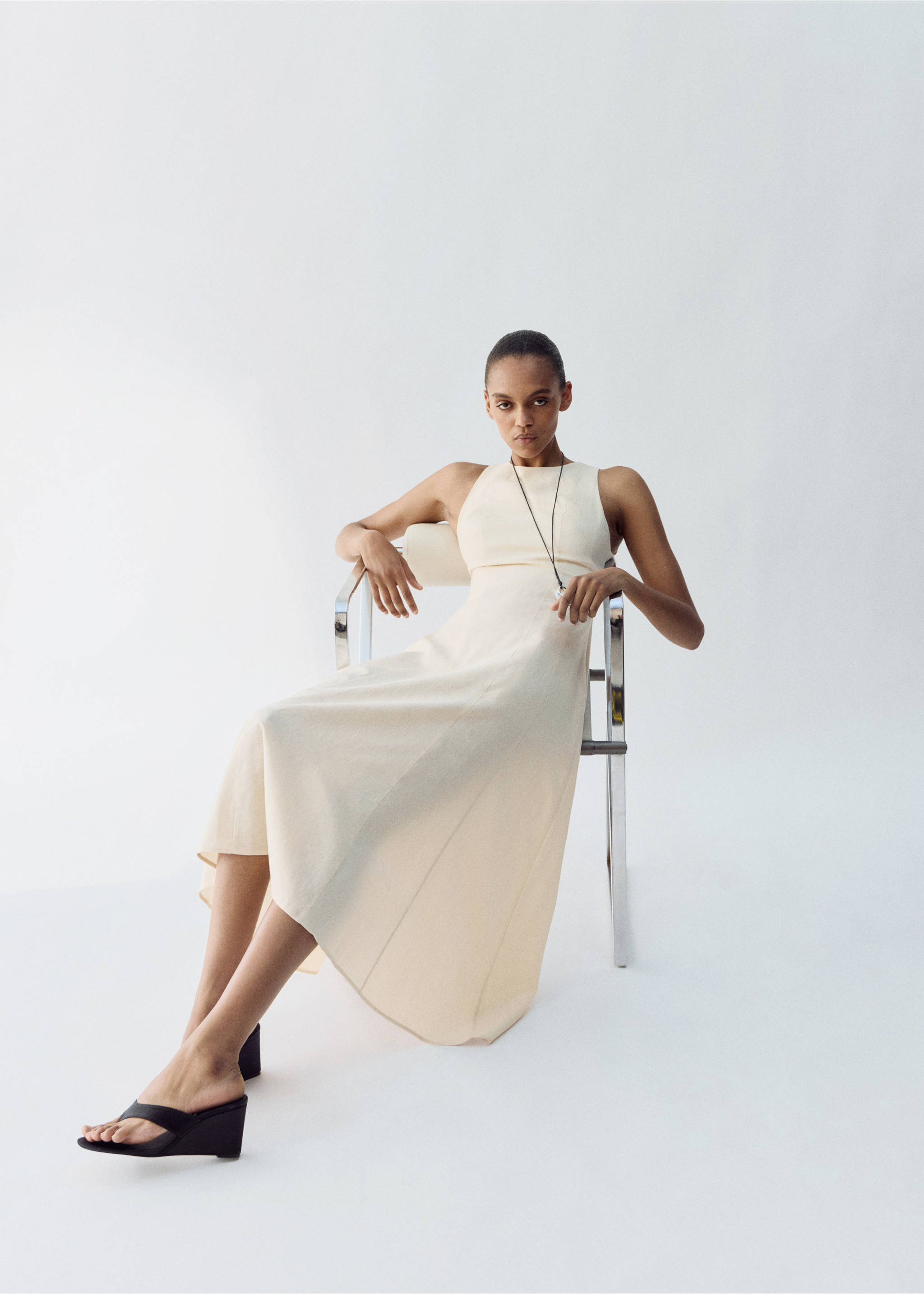 Vestido lino evasé - Detalle del artículo 1, Crudo. Ref: 27009098-01.