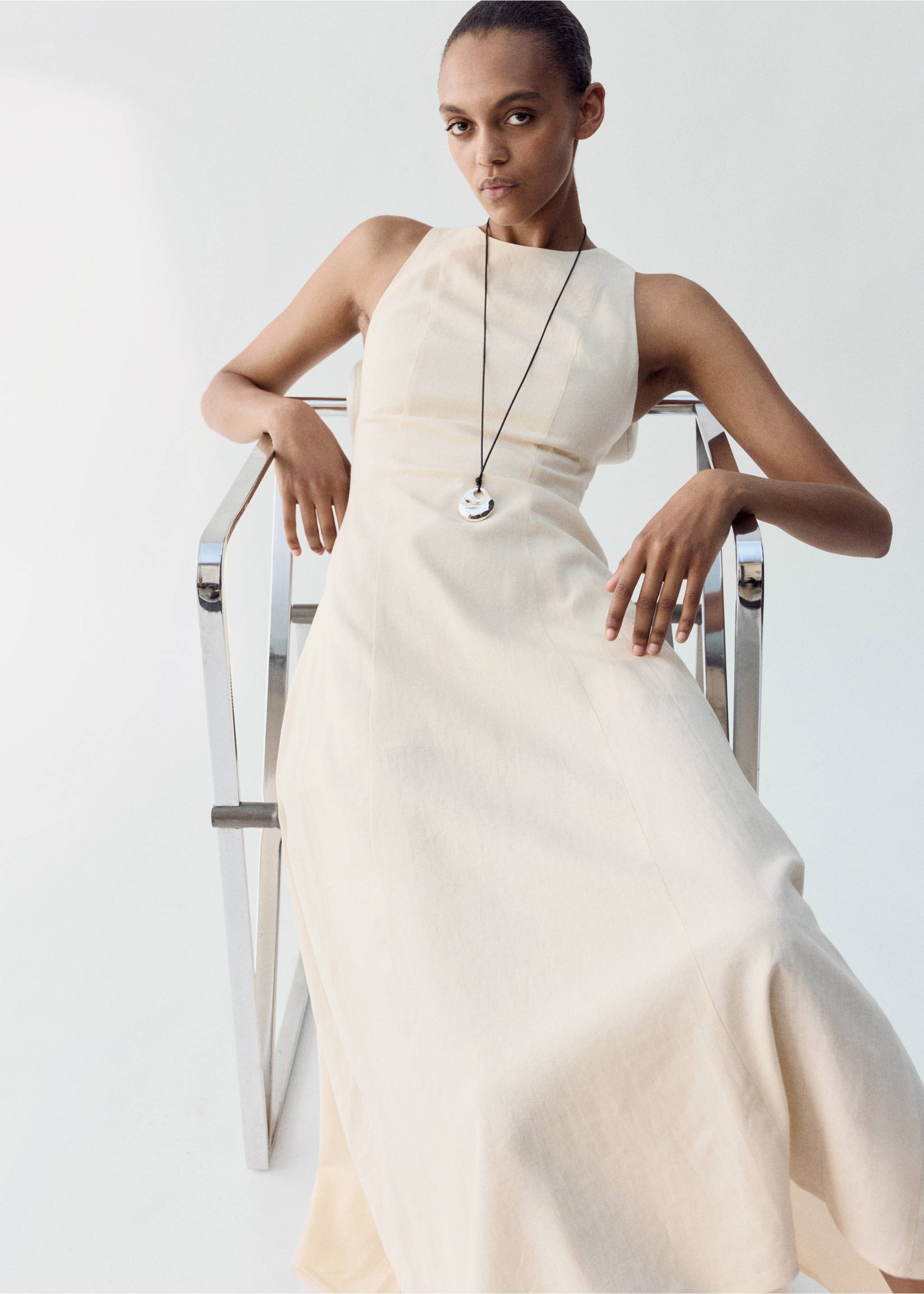 Vestido lino evasé - Detalle del artículo 2, Crudo. Ref: 27009098-01.
