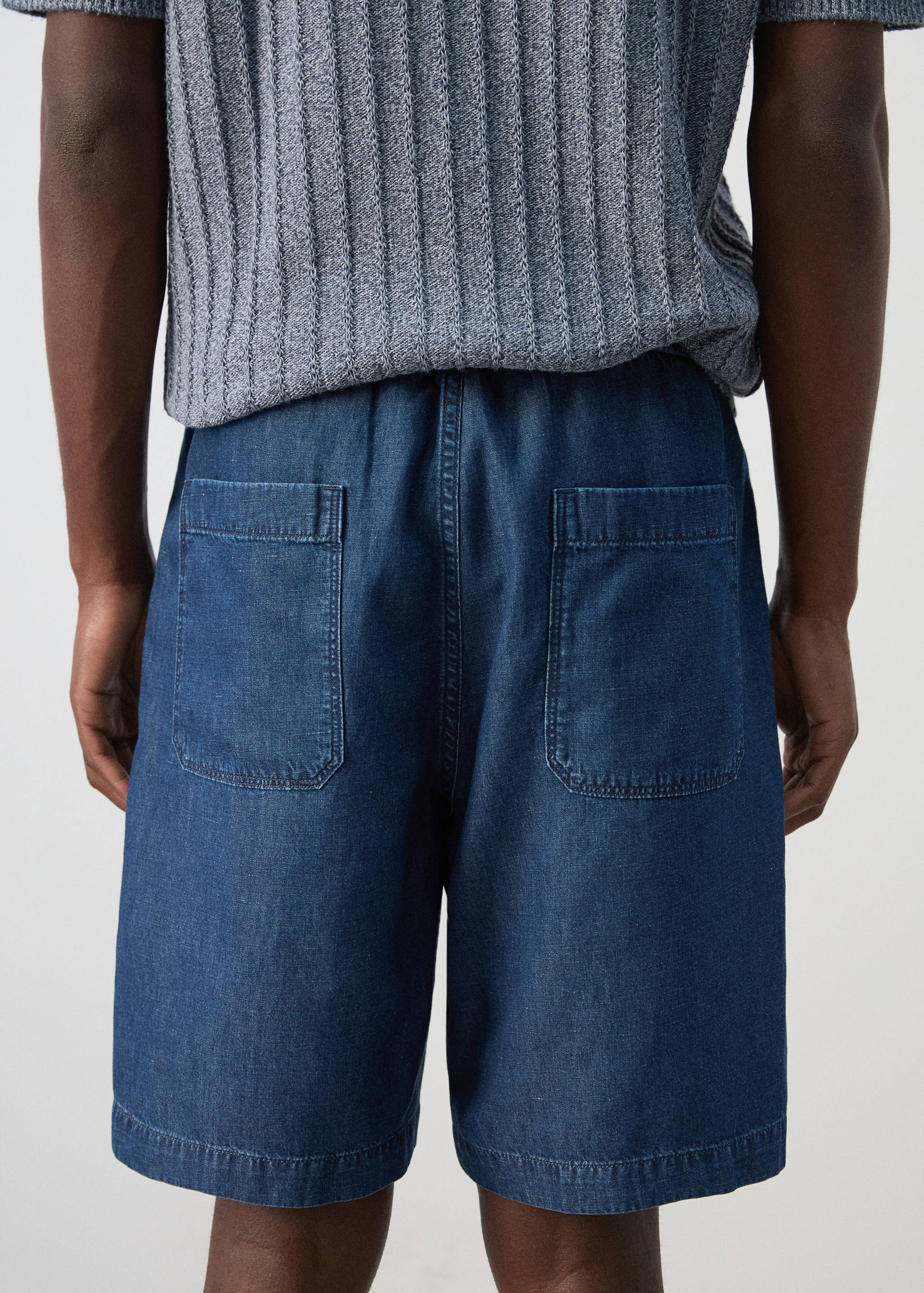 Cotton-linen bermuda shorts with drawstring - Details of the article 6