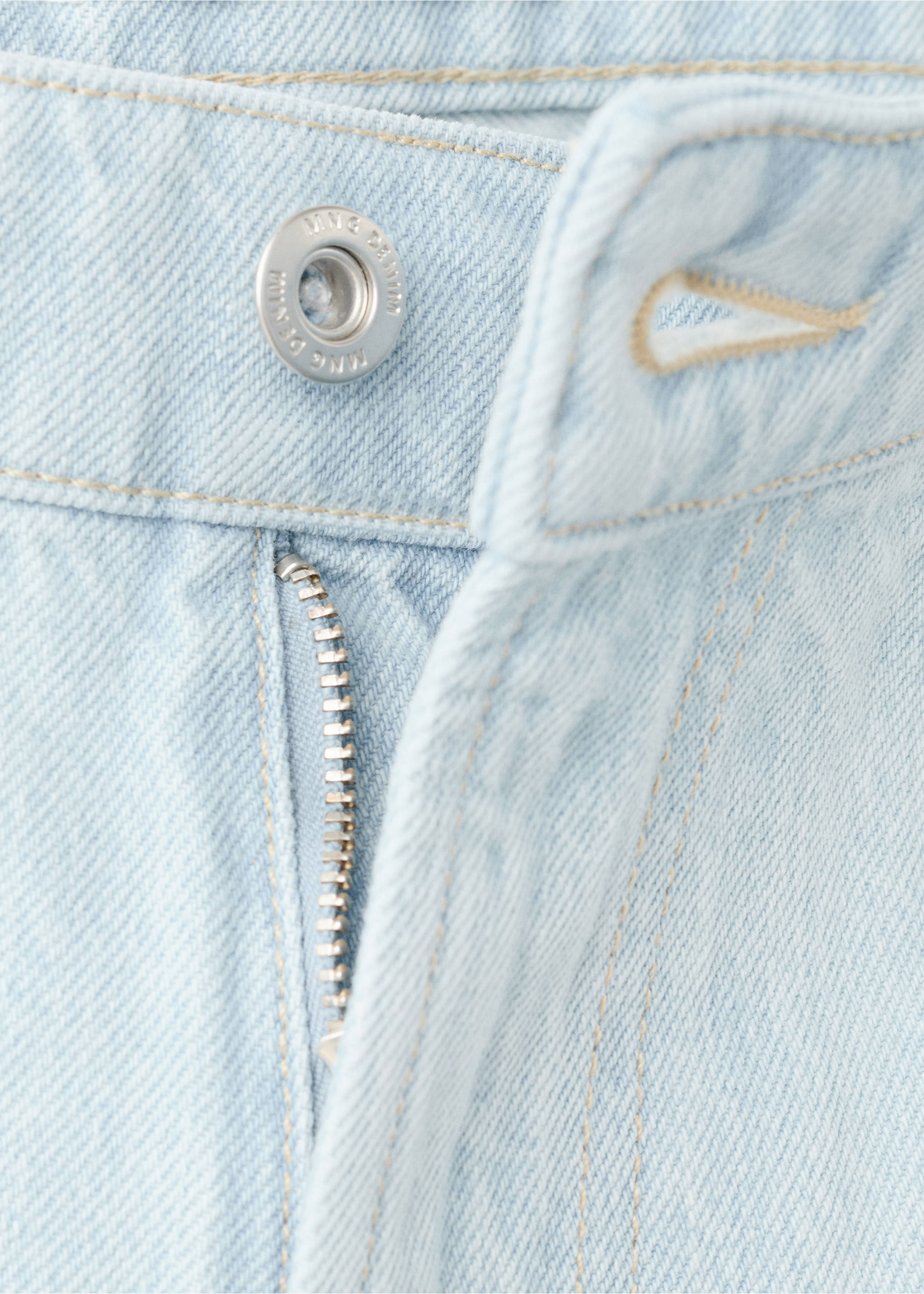 100% cotton regular fit jeans - Details of the article 8, Bleach Blue. Ref: 27009209-00.