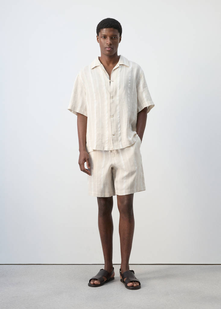 Striped linen shirt with a bowling collar — Beige