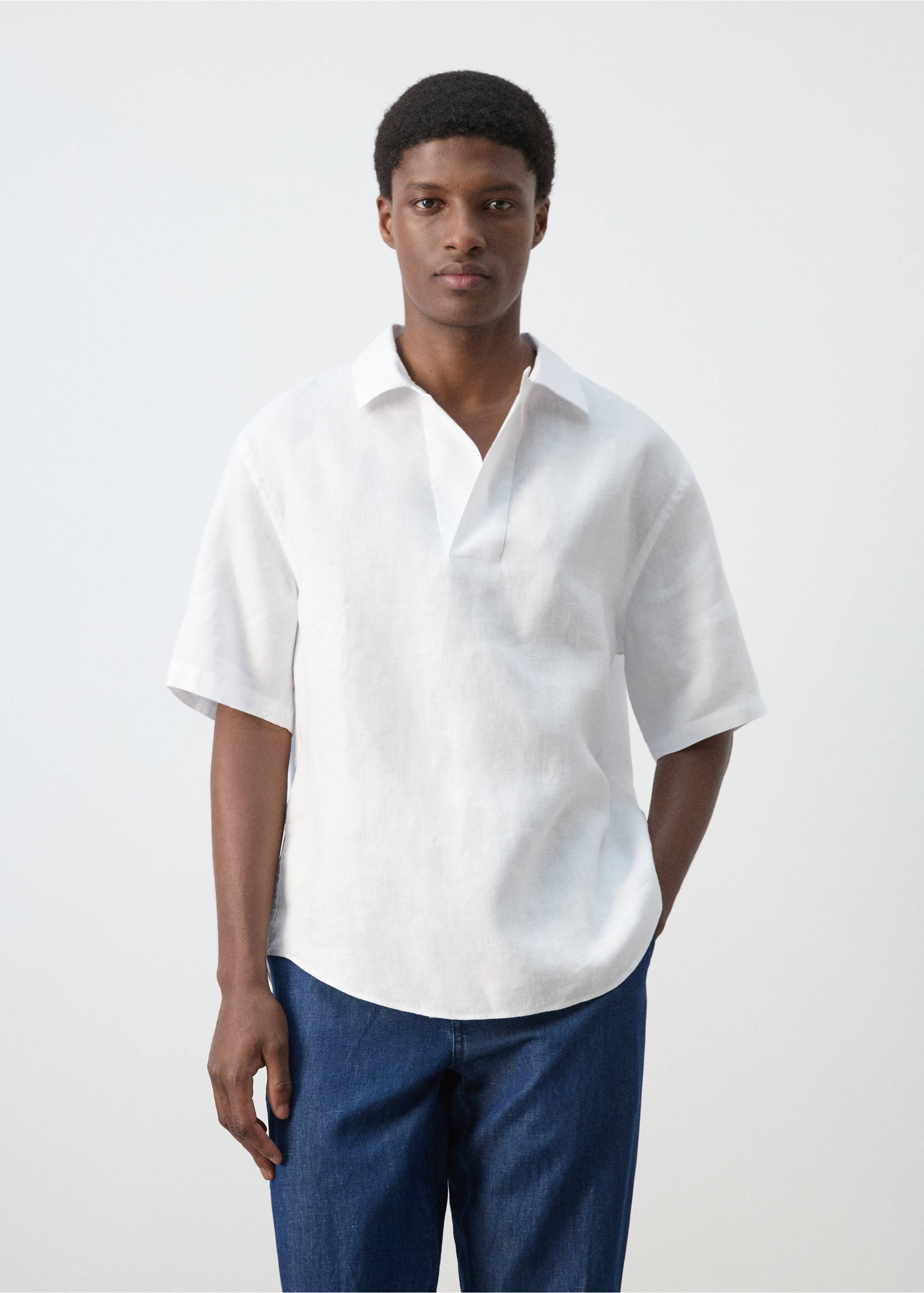 Camisa 100% linho de manga curta - Plano médio, Branco. Ref: 27009213-00.