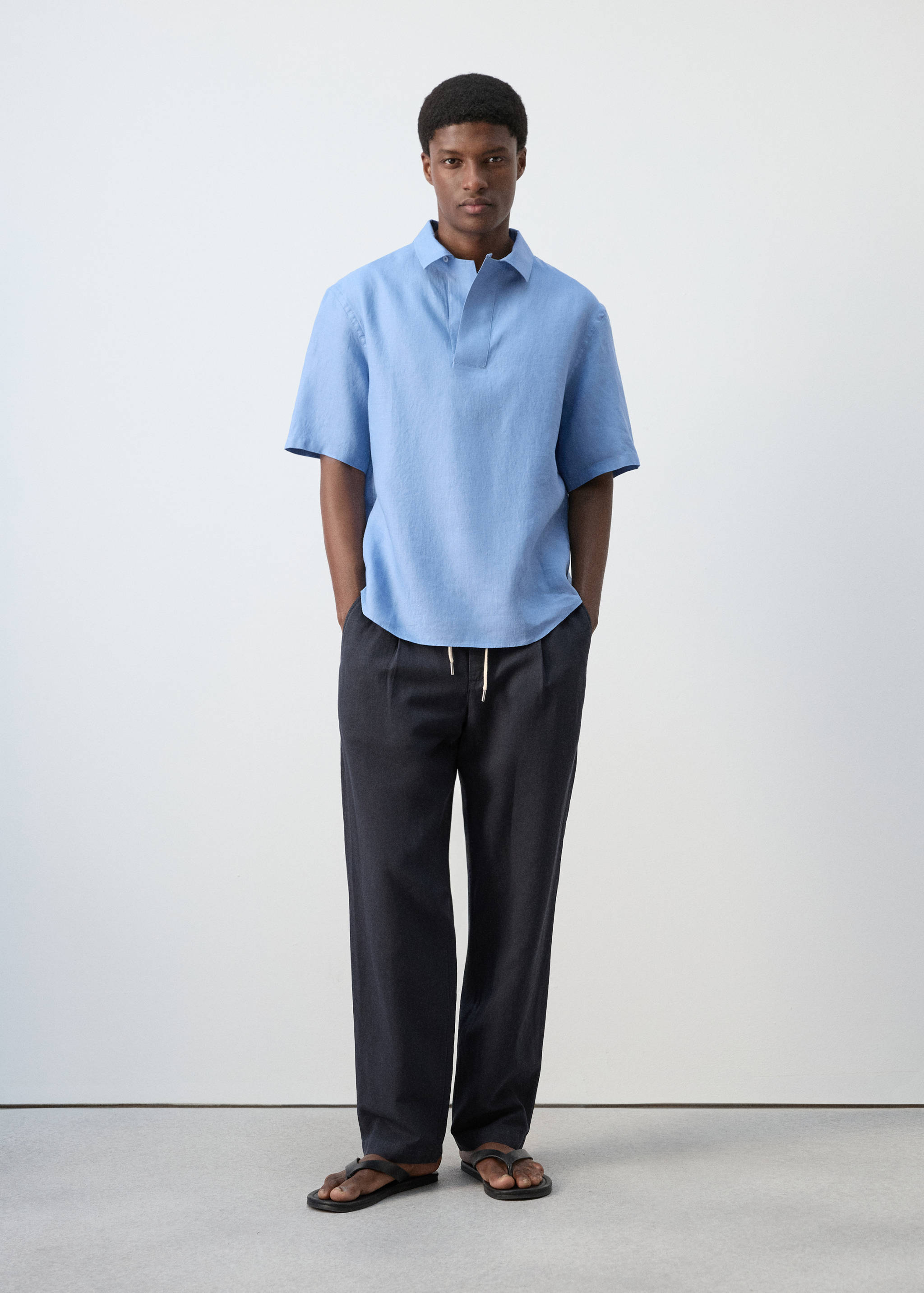 Camisa 100% linho de manga curta - Plano geral