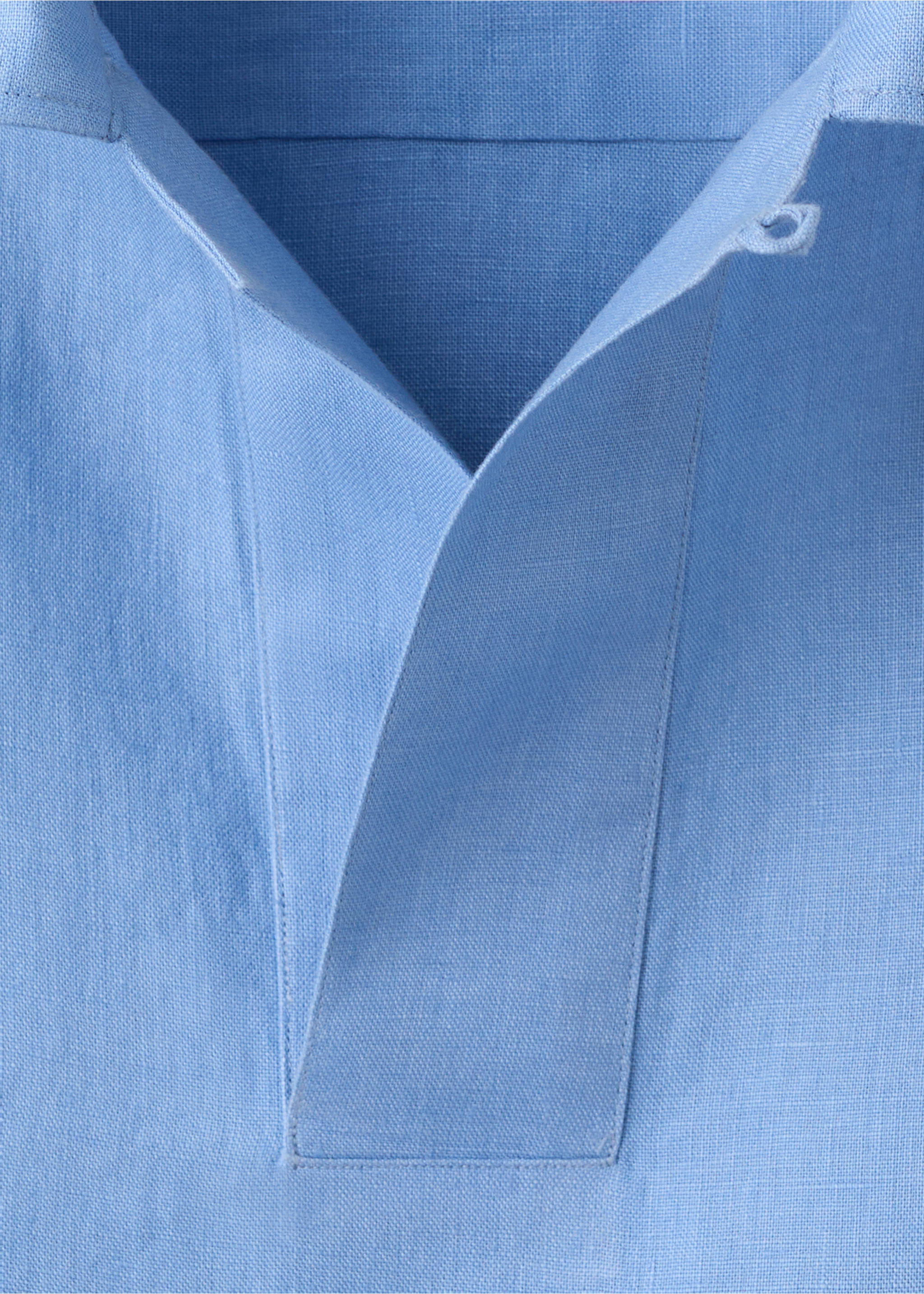 100% linen polo shirt - Details of the article 8, China Blue. Ref: 27009213-00.