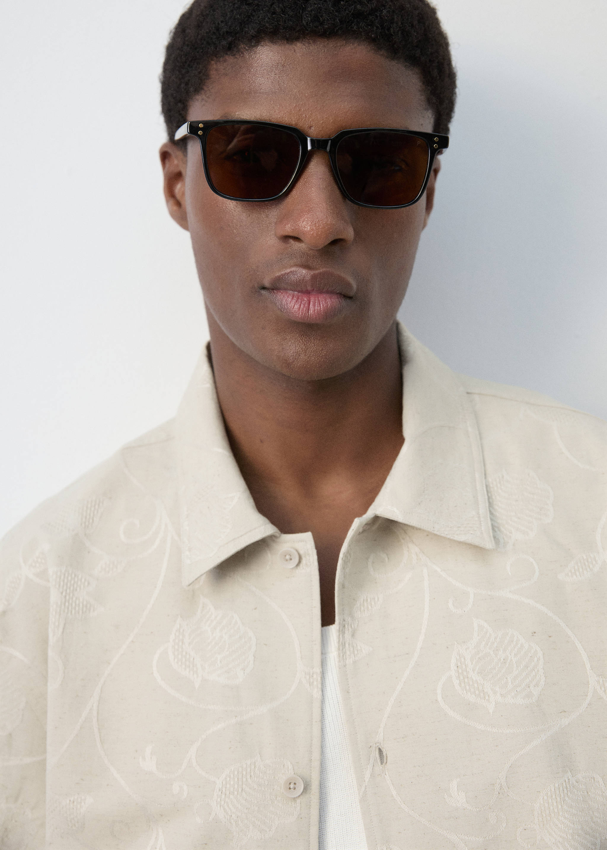 Linen-cotton blend overshirt - Details of the article 1