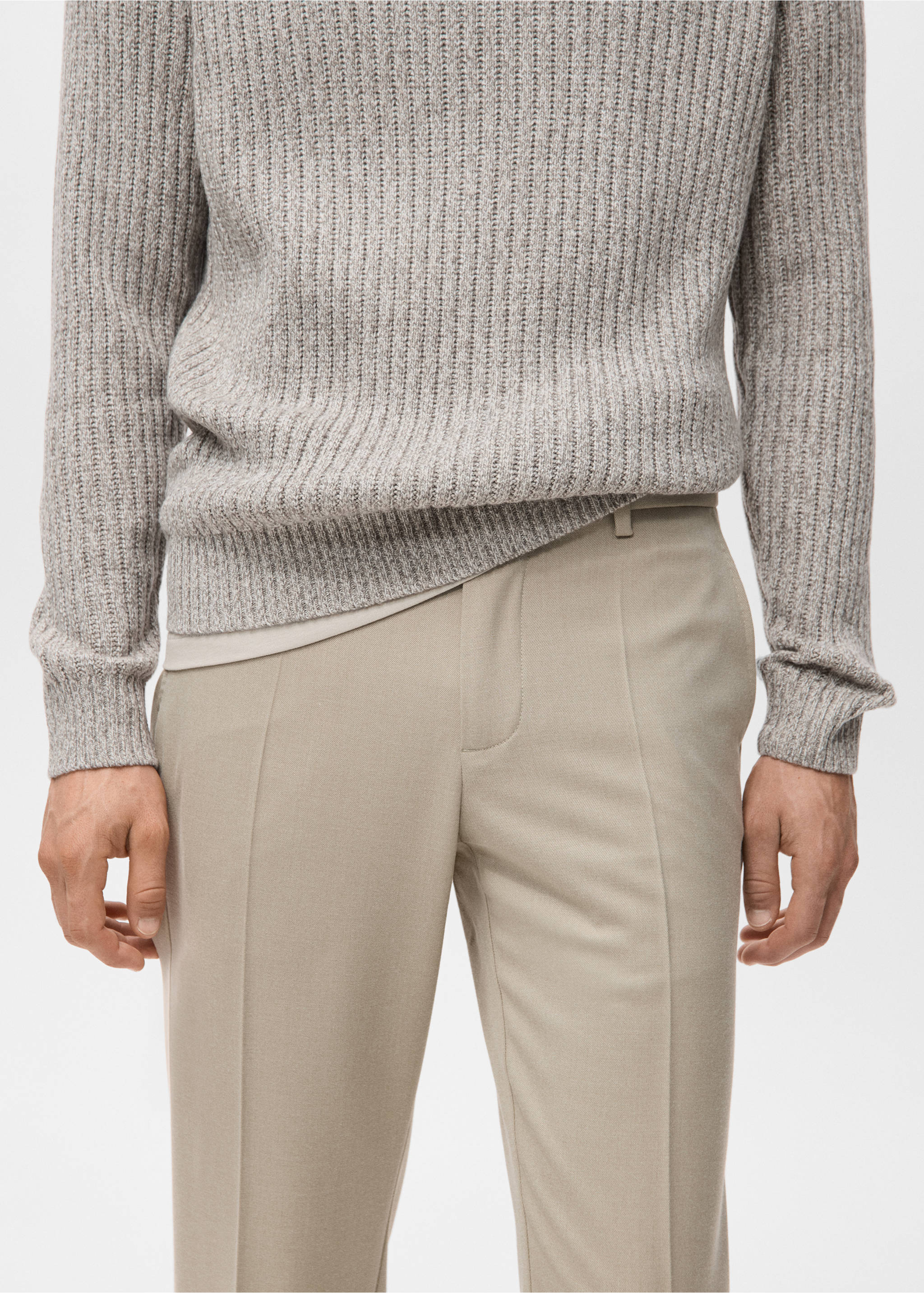 Fluid regular-fit trousers - Details of the article 1, Sand. Ref: 27011193-00.