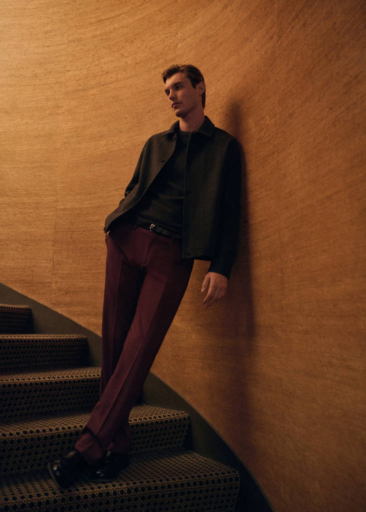 Fluid regular-fit trousers — Burgundy