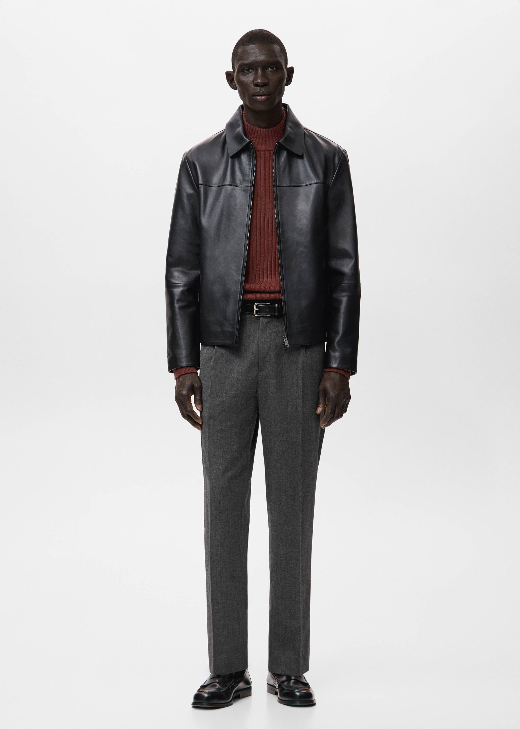 Regular-fit pleated flannel trousers - General plane, Dark Heather Grey. Ref: 27011200-00.