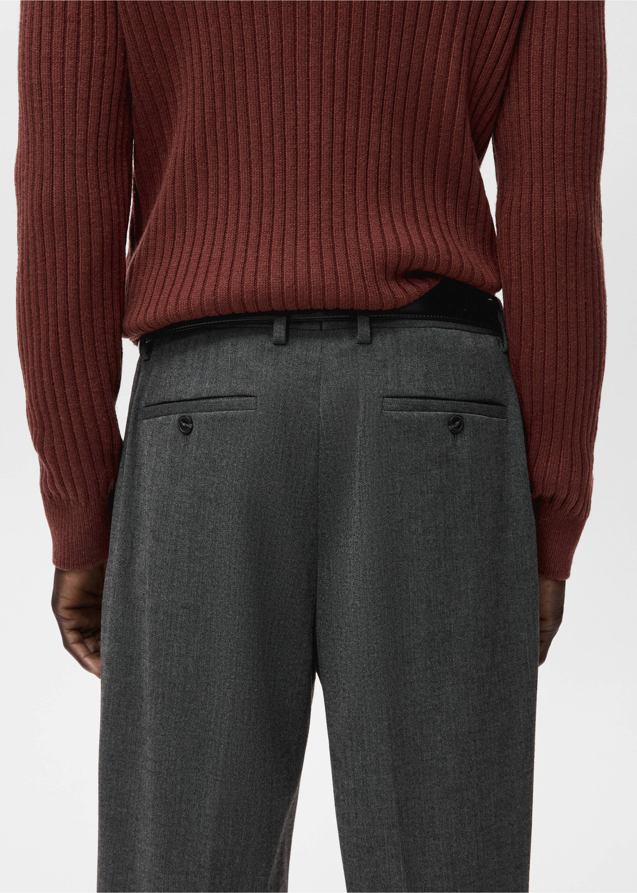 Regular-fit pleated flannel trousers - Details of the article 6, Dark Heather Grey. Ref: 27011200-00.