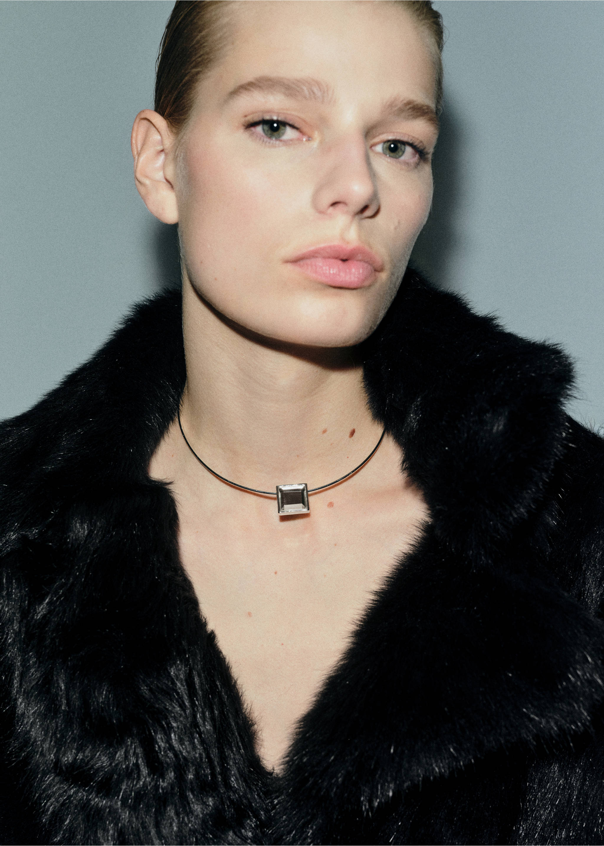 水晶饰珠硬质项链 - null, 银灰色. Ref: 27011221-00.