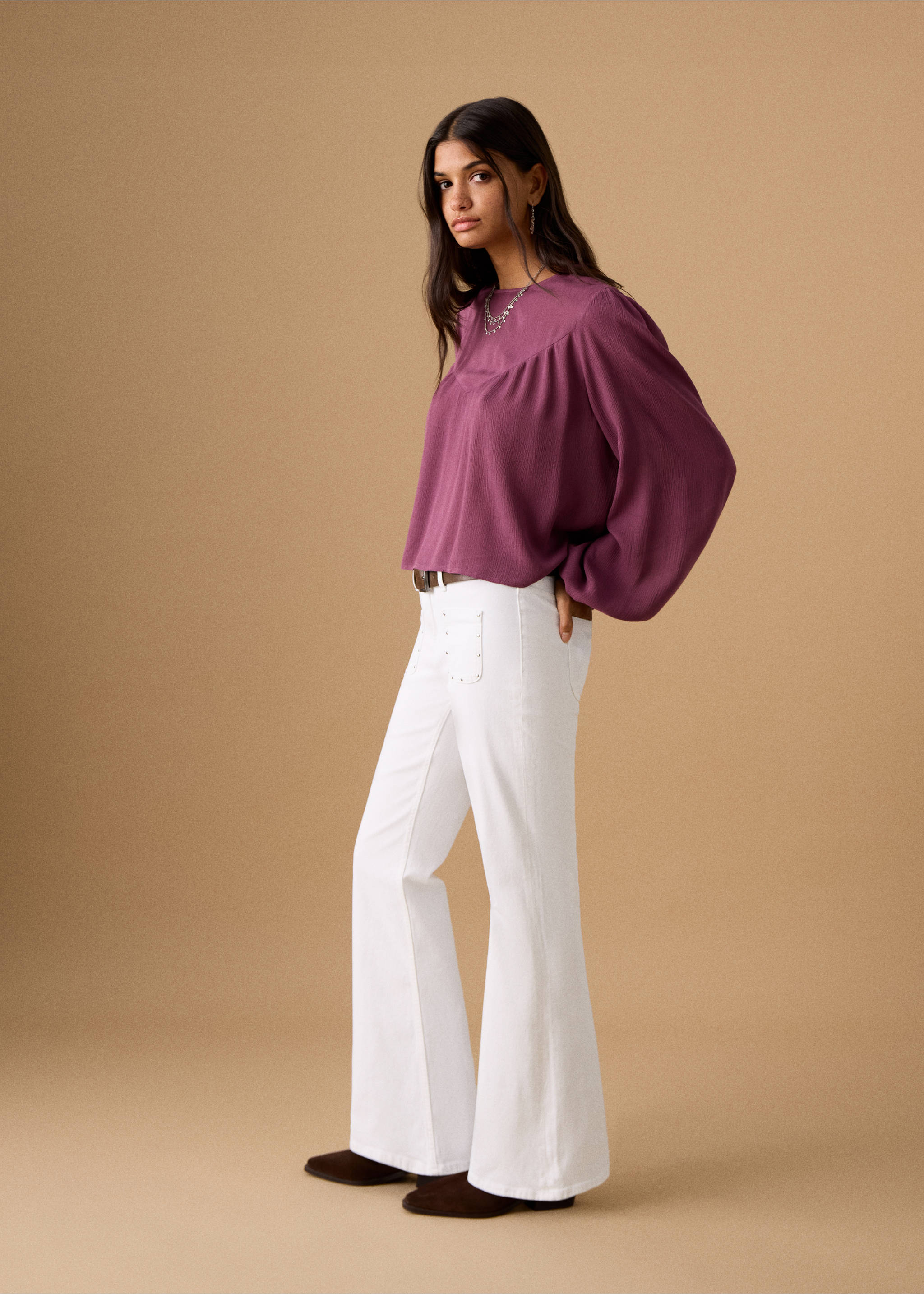 بنطال جينز واسع مرصع بالمسامير - رؤية وسط, سكري. Ref: 27011224-00.