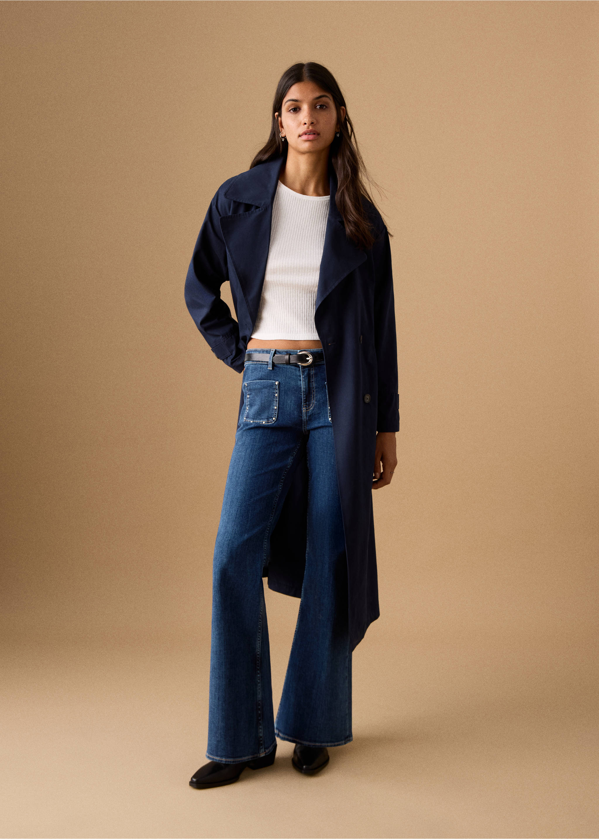 بنطال جينز واسع مرصع بالمسامير - رؤية عامة, أزرق غامق. Ref: 27011225-00.